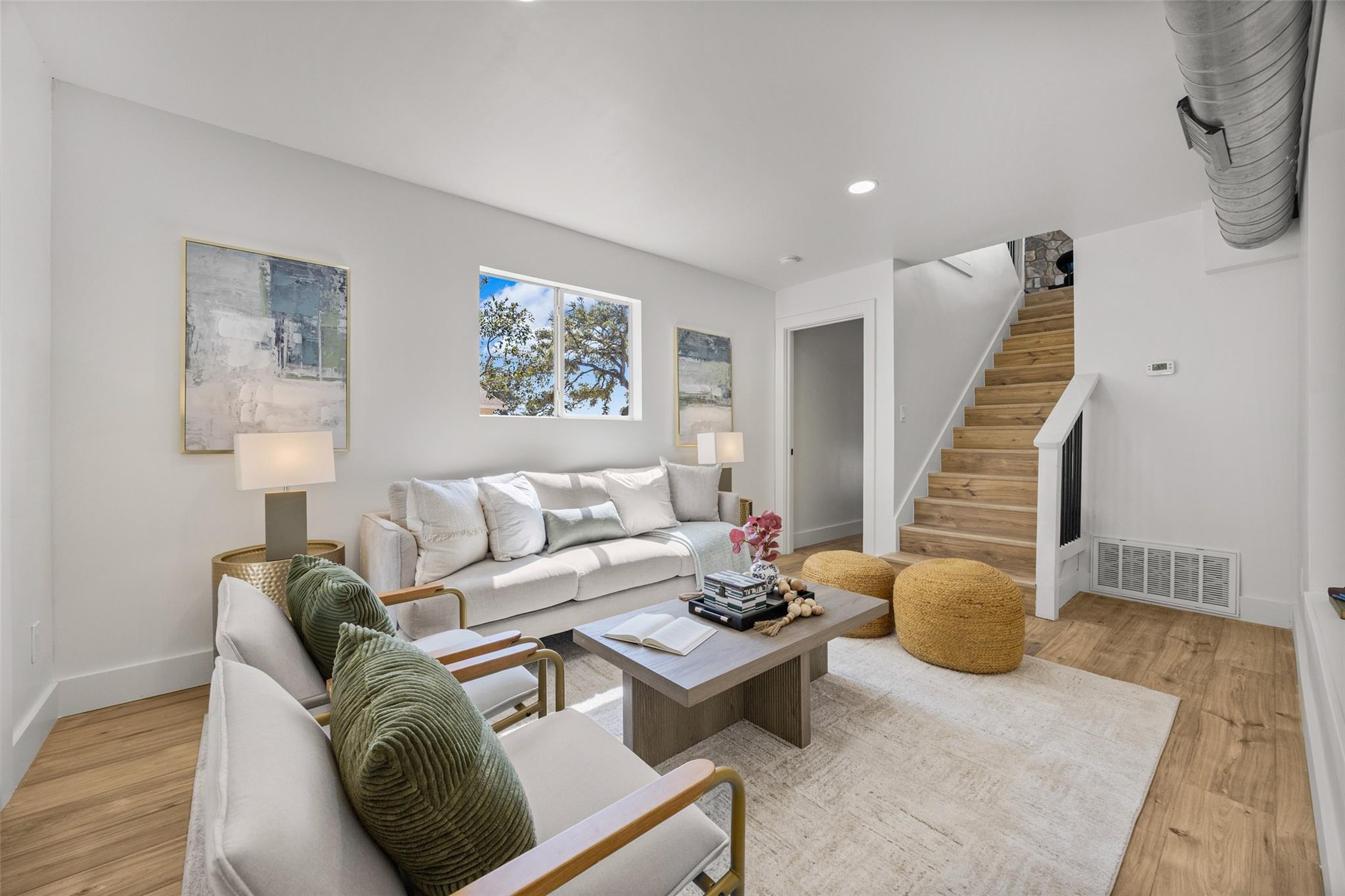 19005 Venture DR