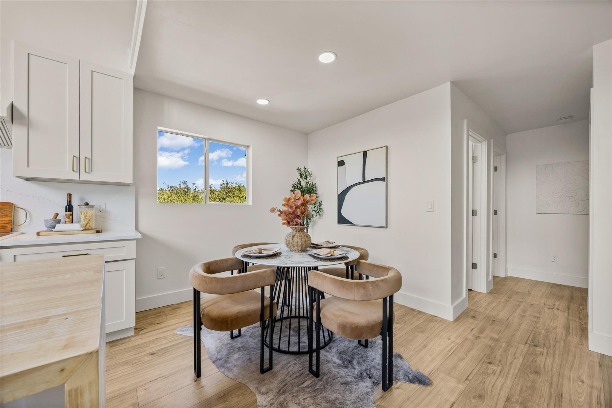 19005 Venture DR