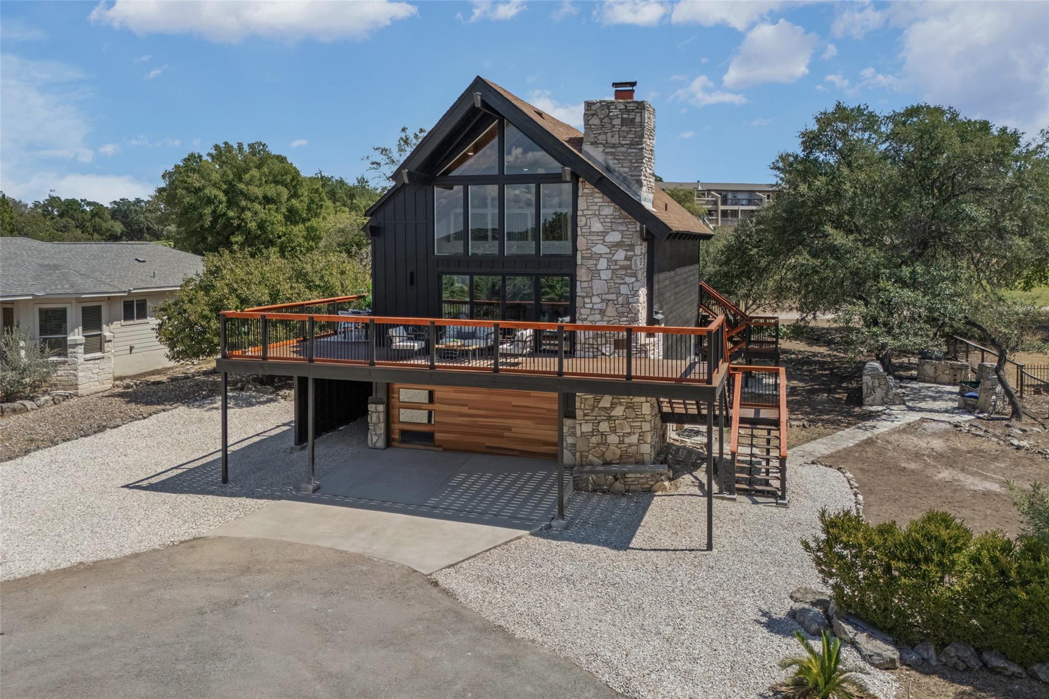19005 Venture DR