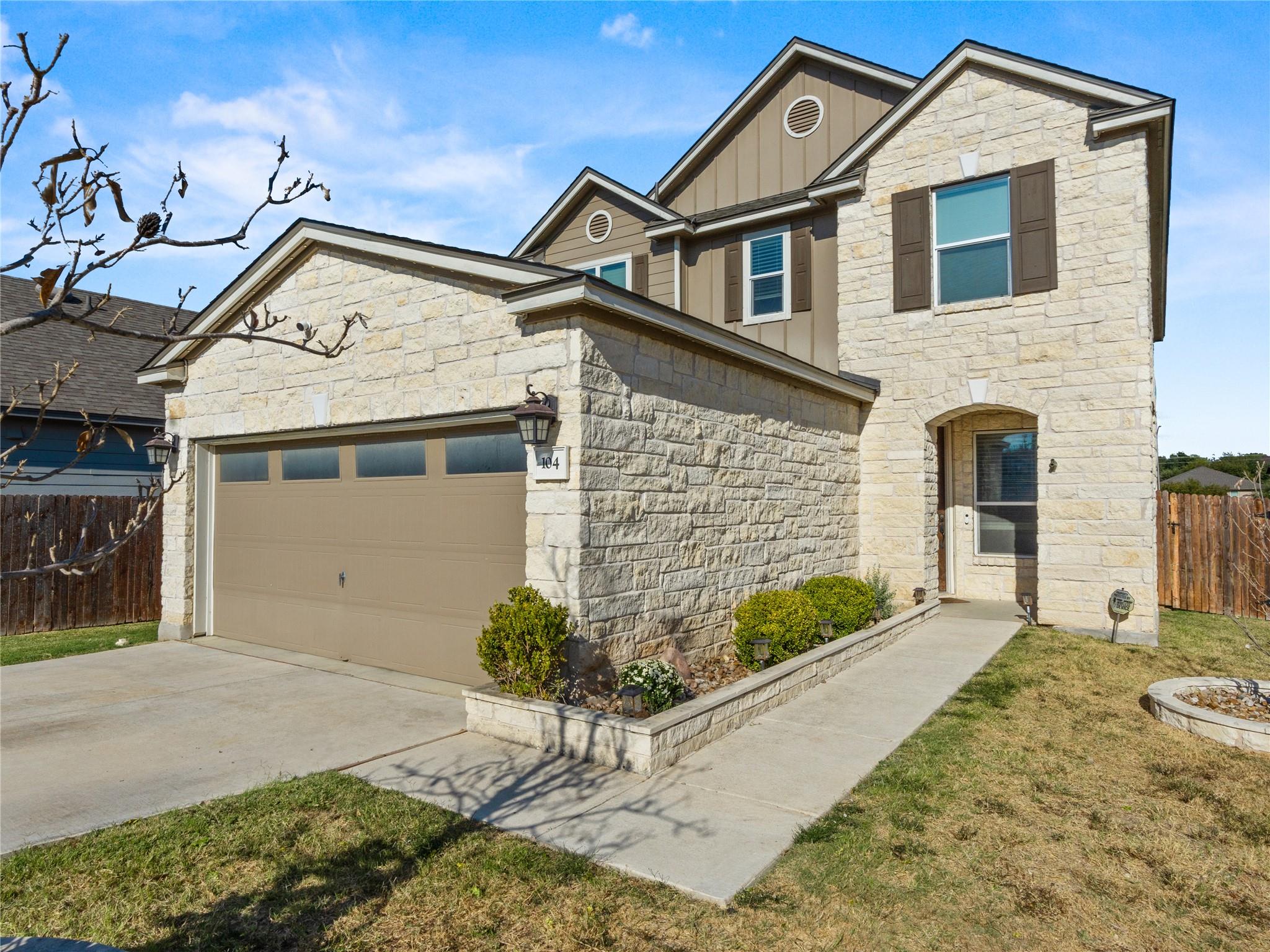 104 Rocroi DR, Georgetown