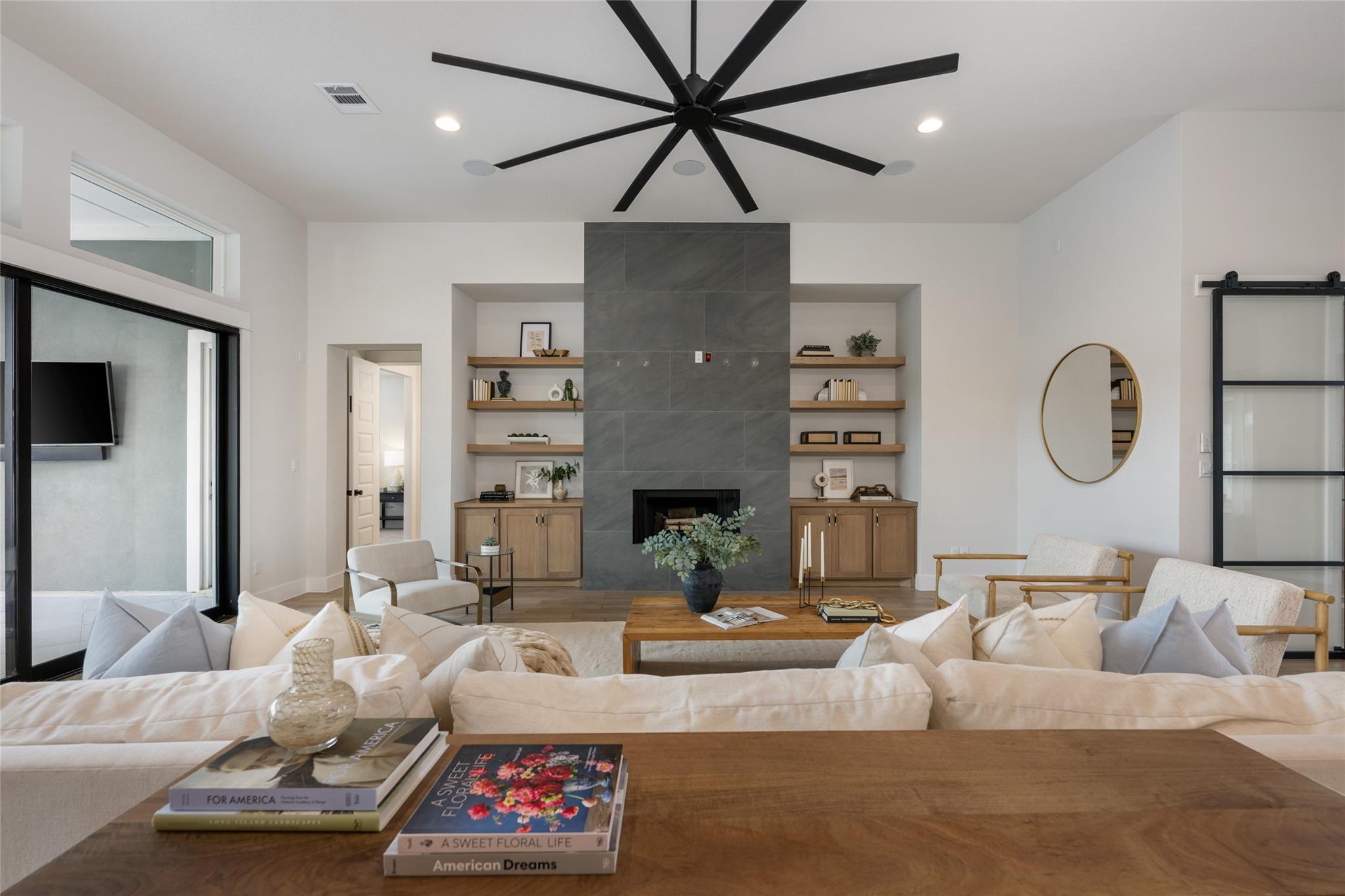 112 Honey Locust CV
