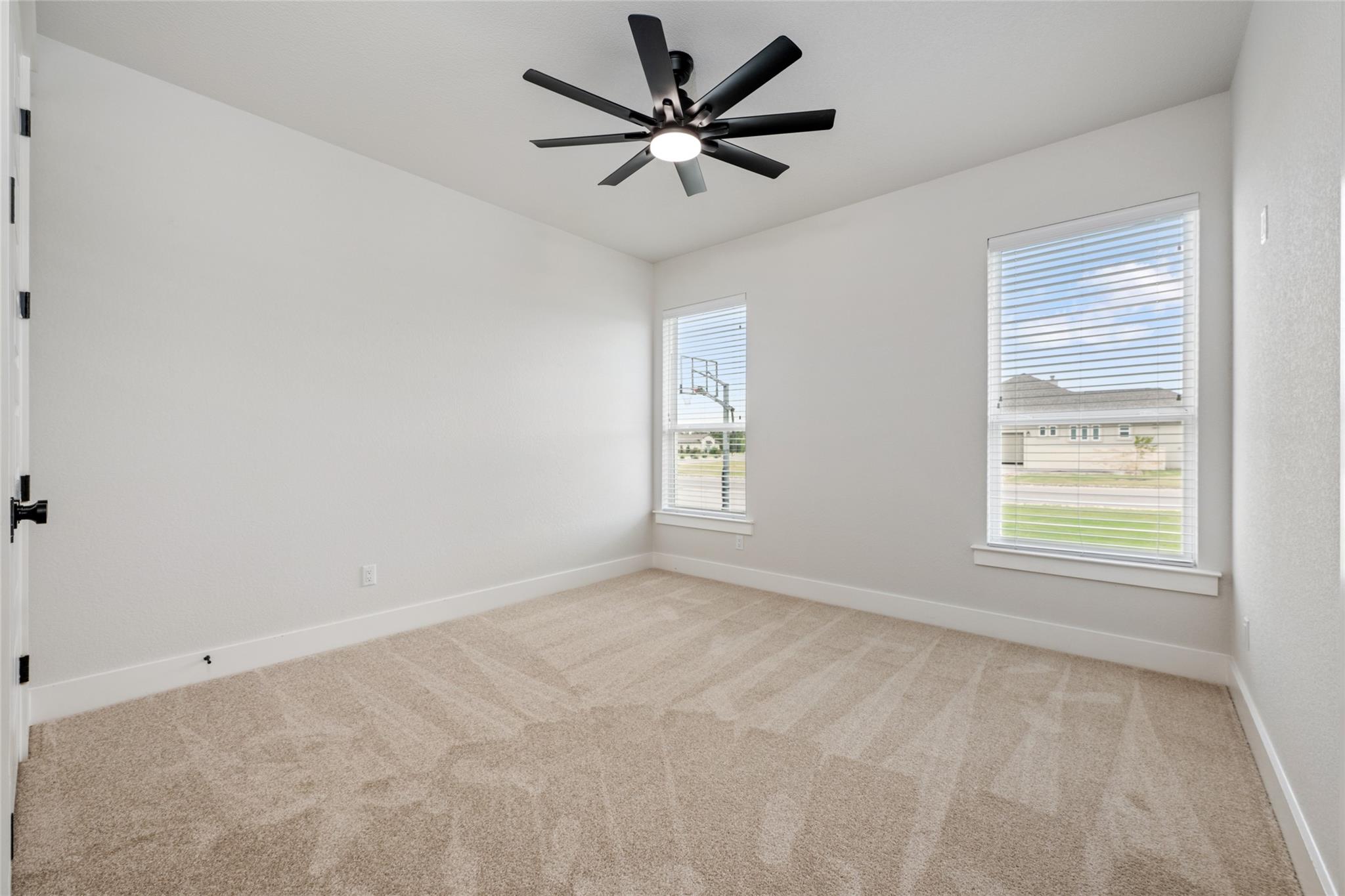 112 Honey Locust CV