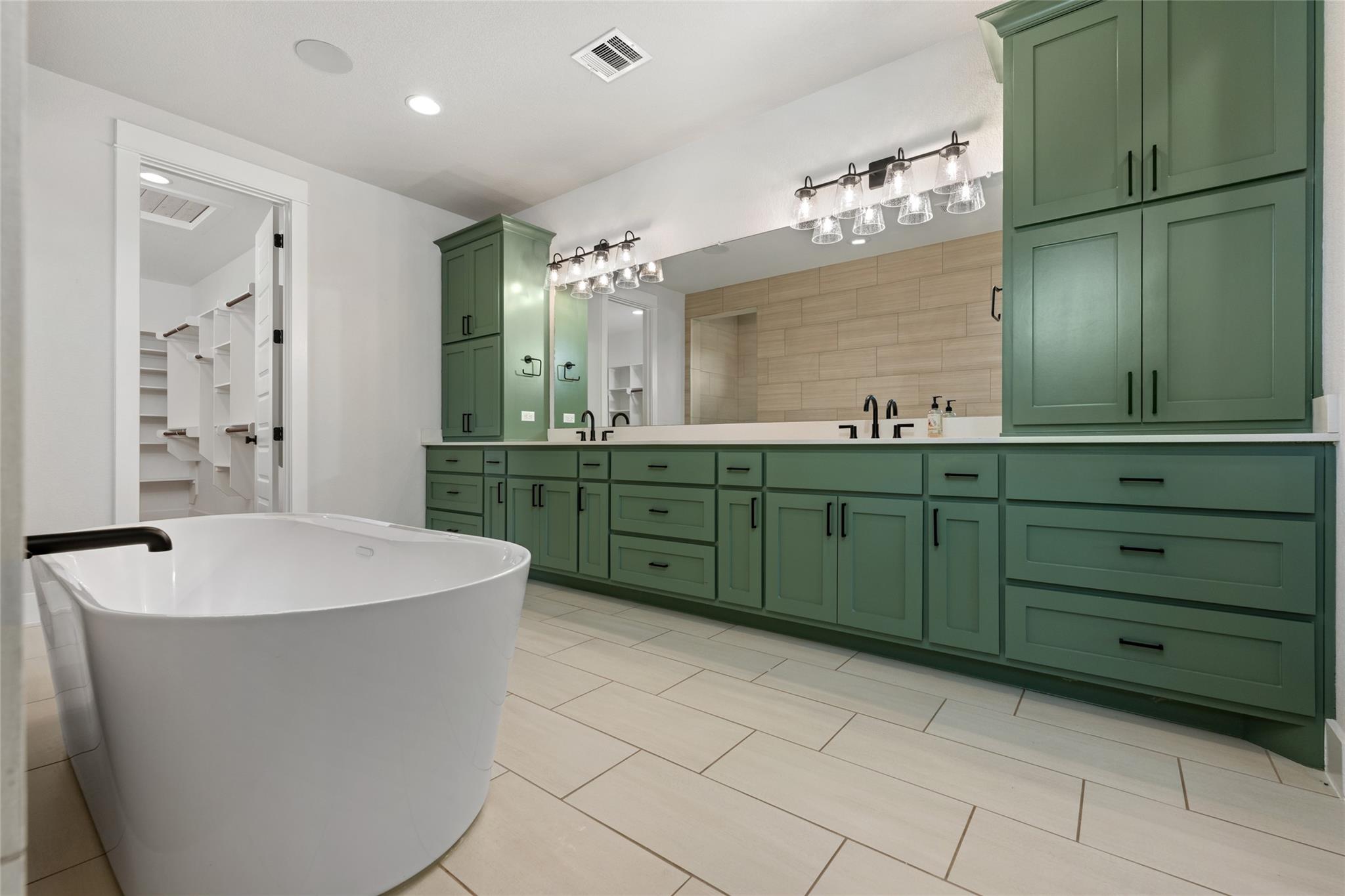 112 Honey Locust CV