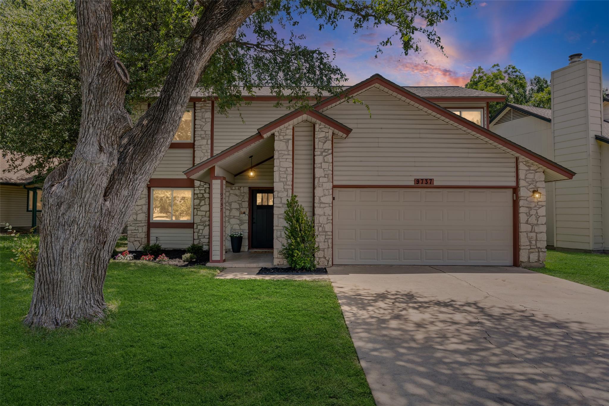 9737 Anderson Village DR