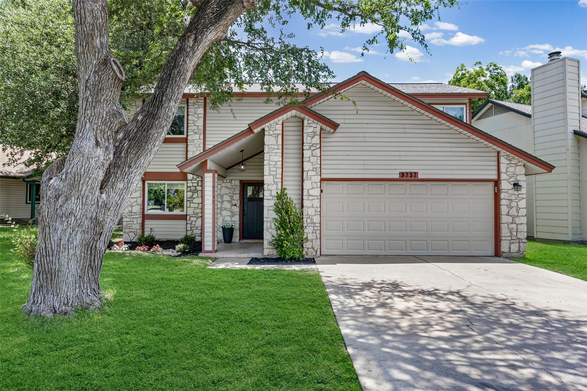 9737 Anderson Village DR