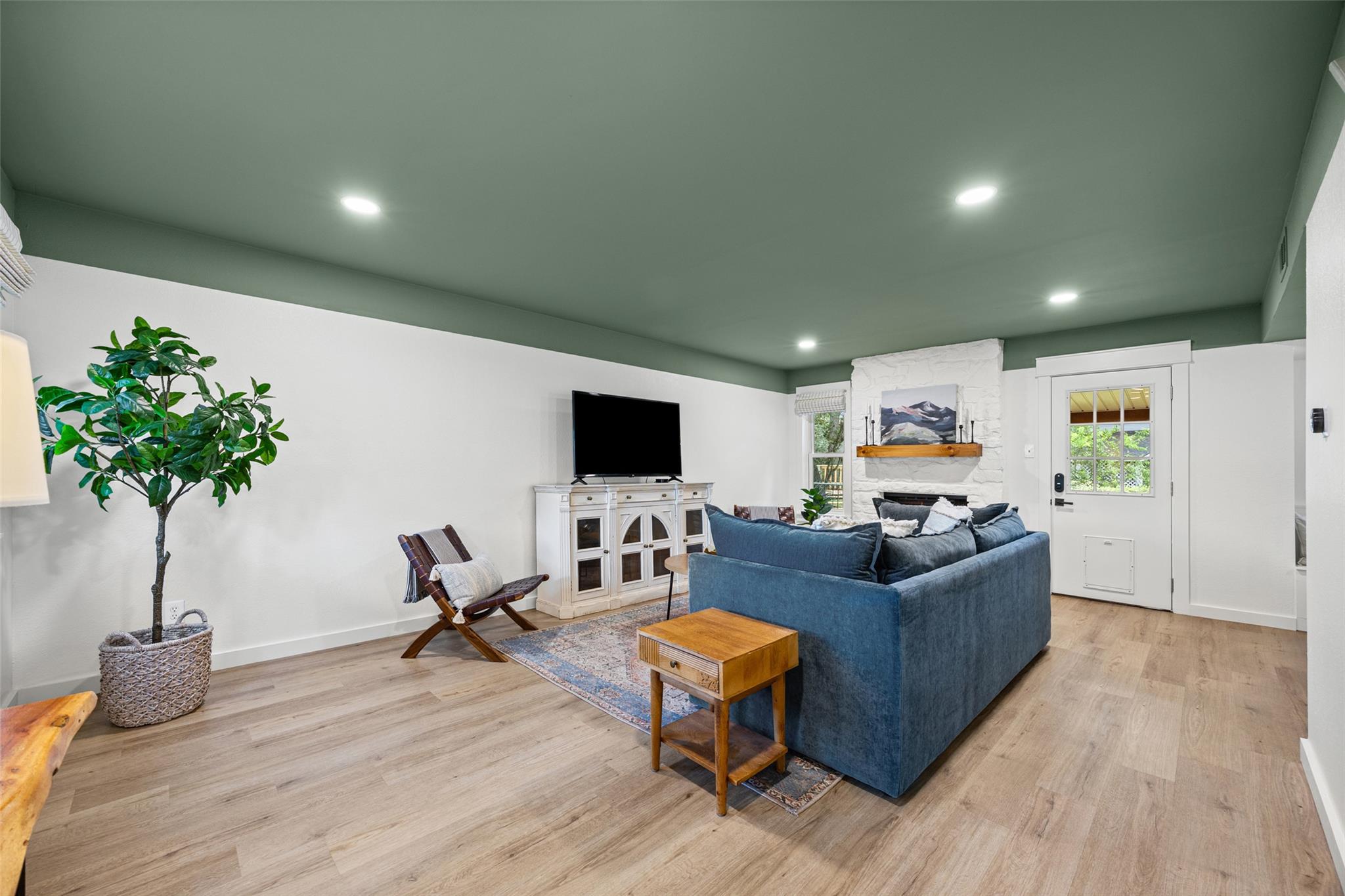 9737 Anderson Village DR