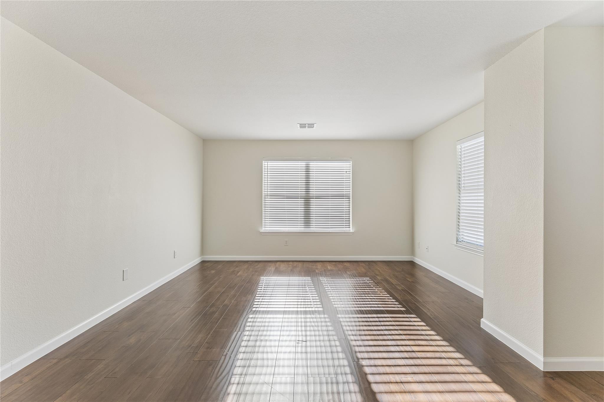 1718 Amistad WAY