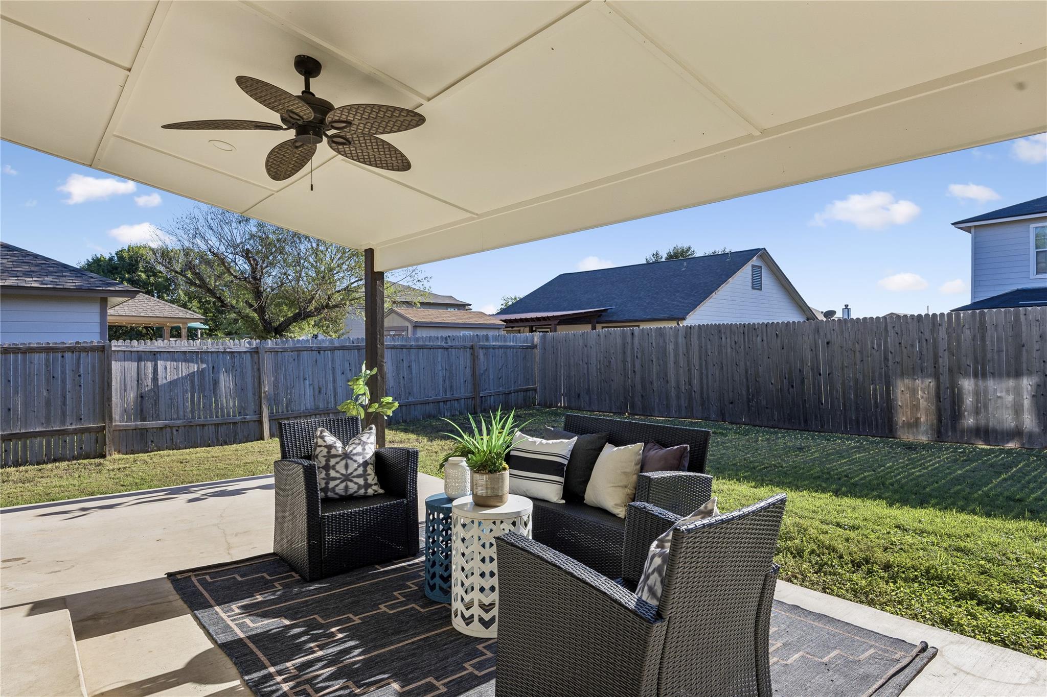 1718 Amistad WAY