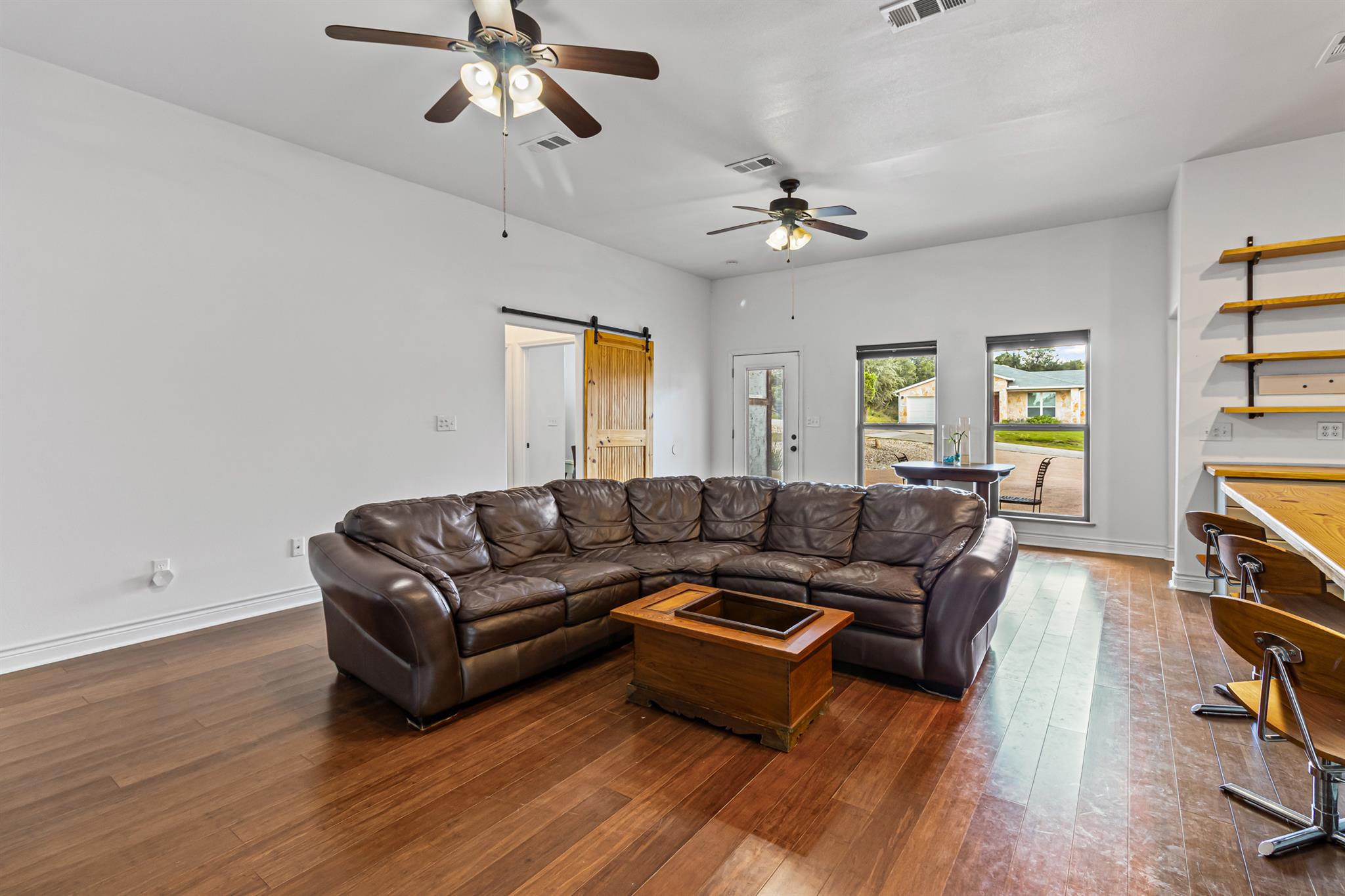 5704 Roundup WAY