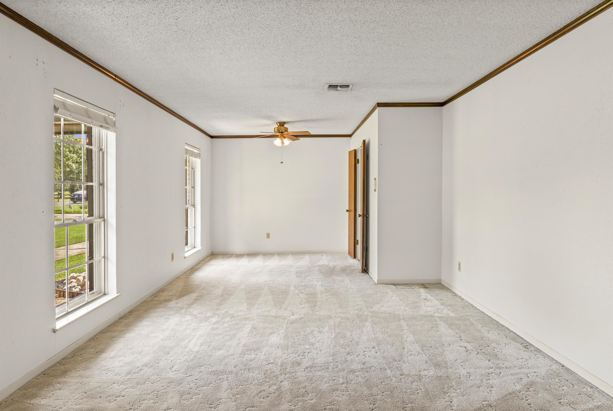 1521 Sheridan TRL