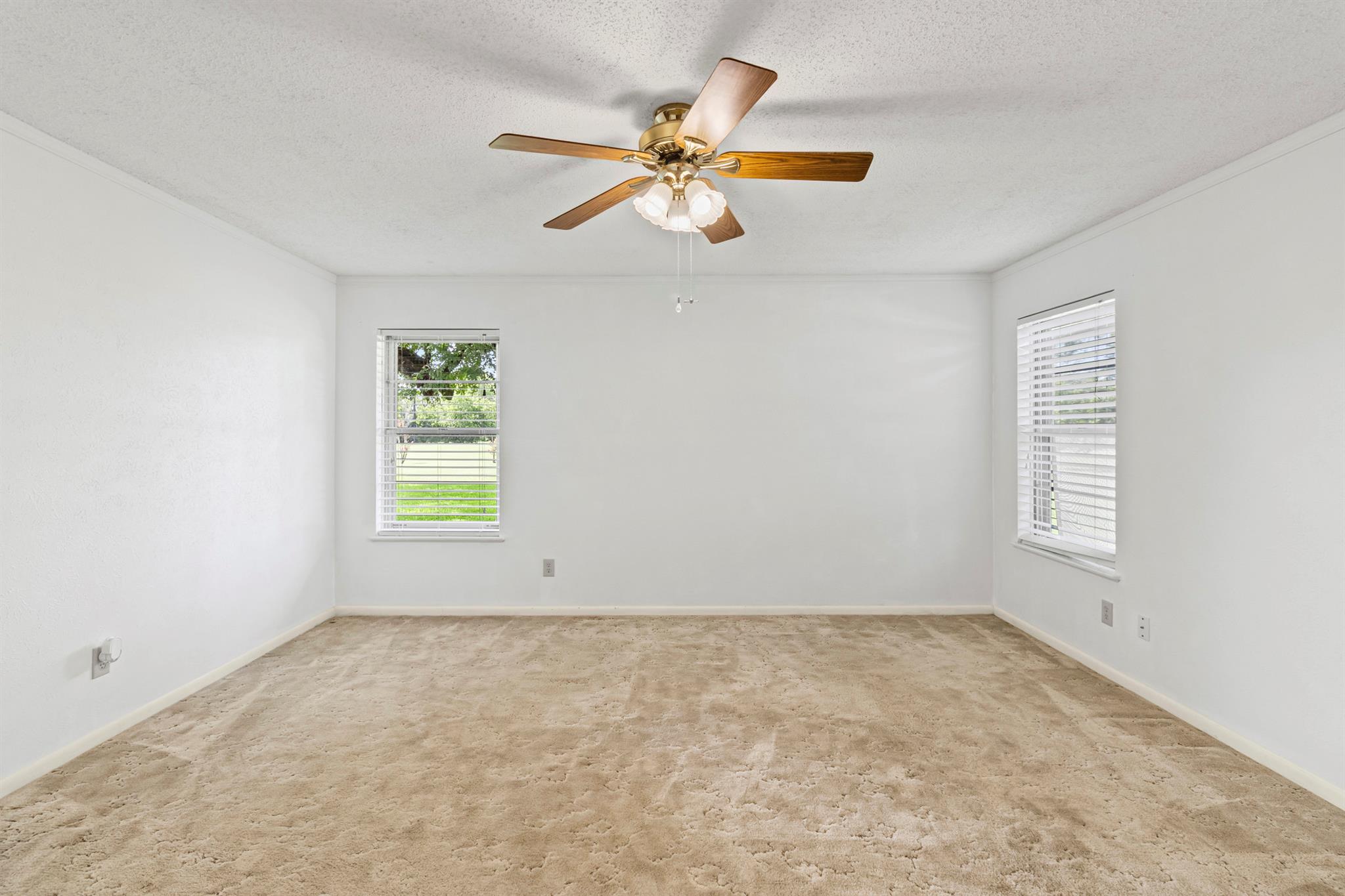 1521 Sheridan TRL