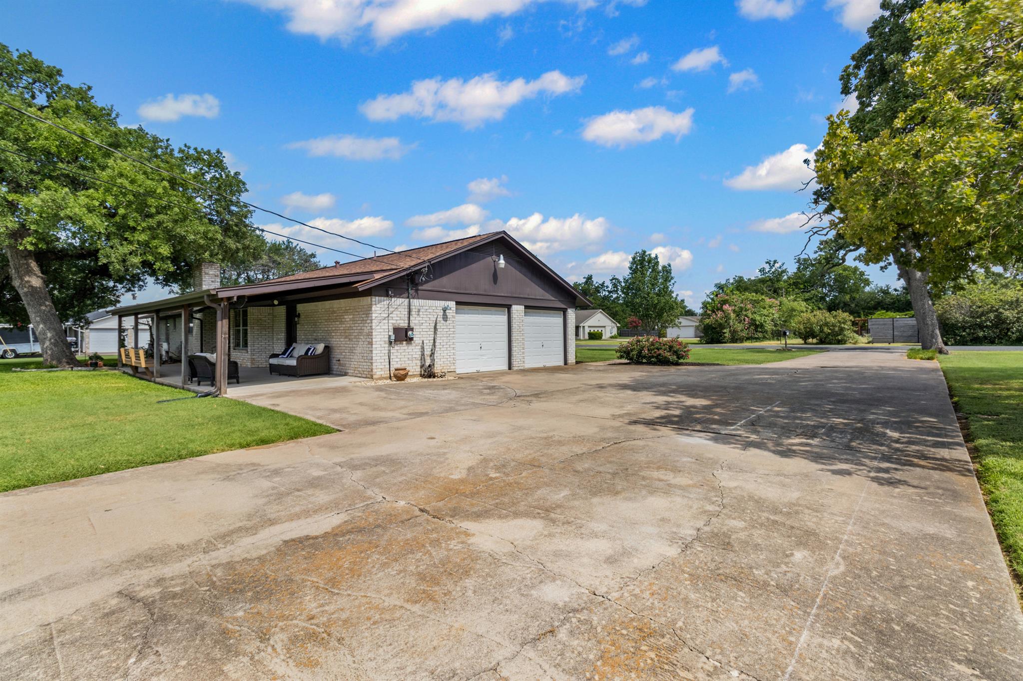 1521 Sheridan TRL