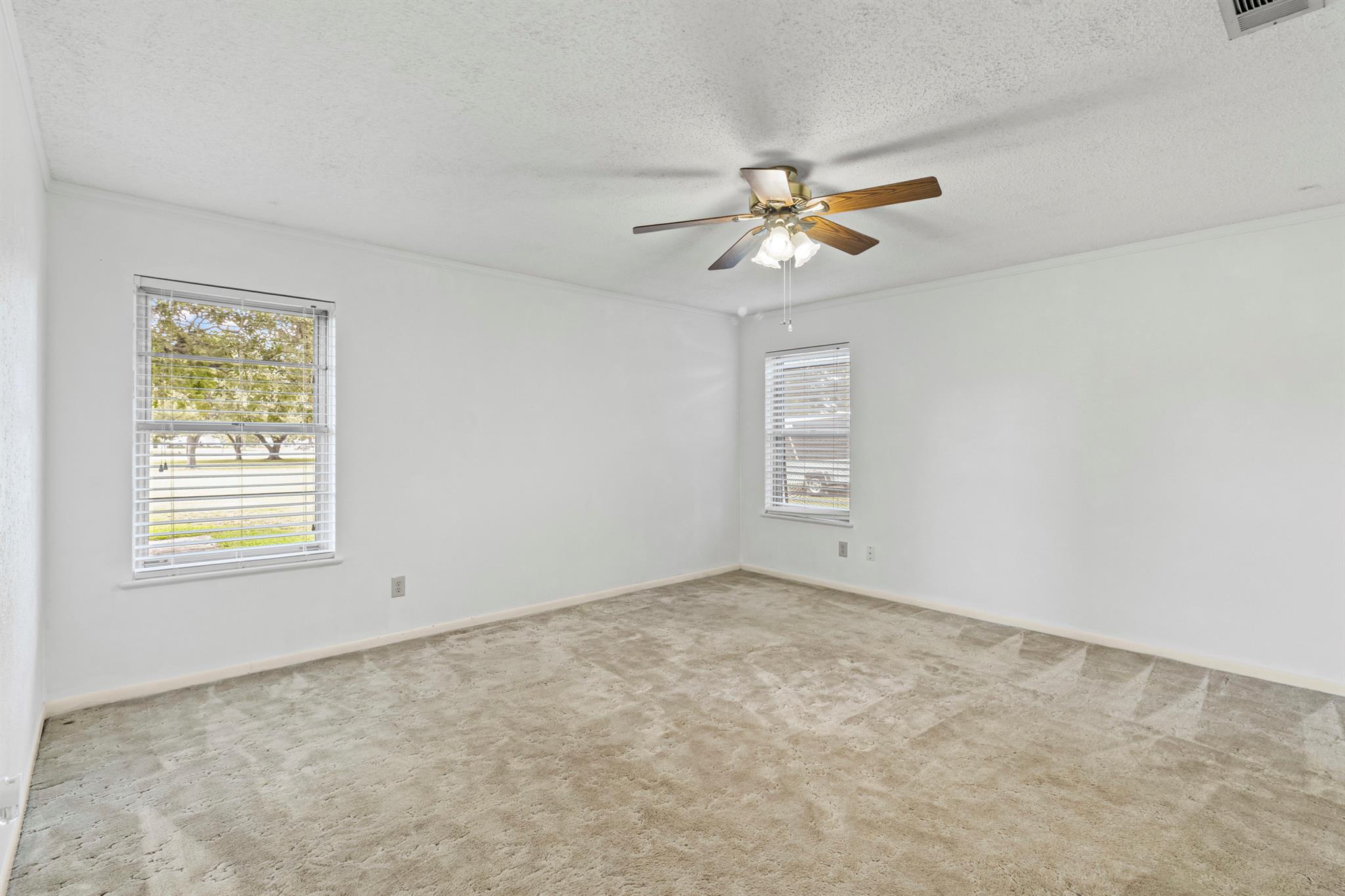 1521 Sheridan TRL