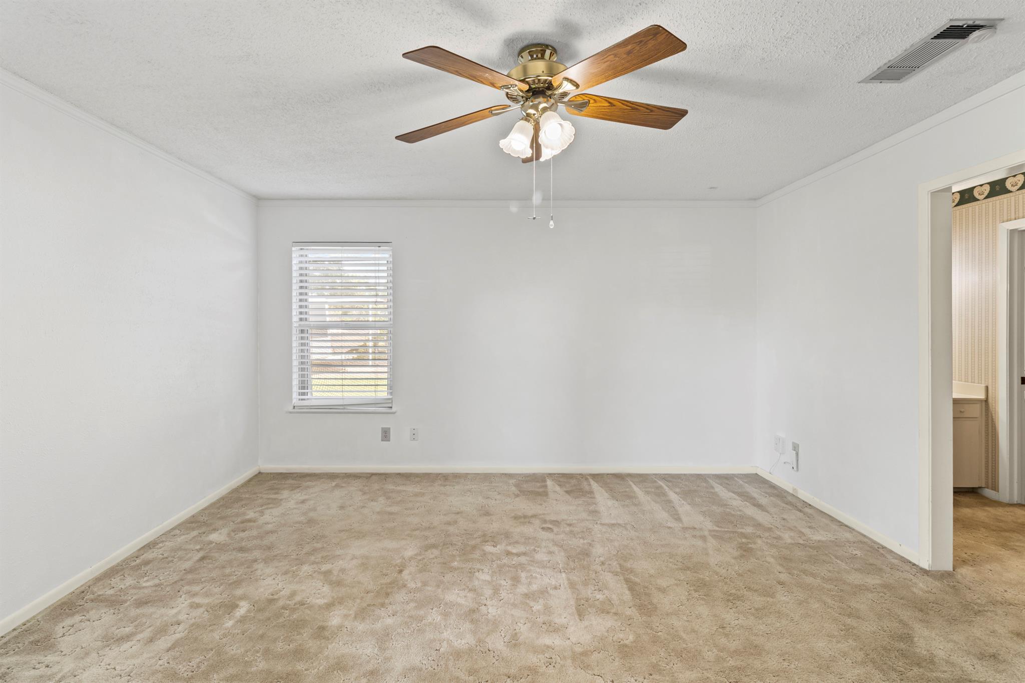 1521 Sheridan TRL