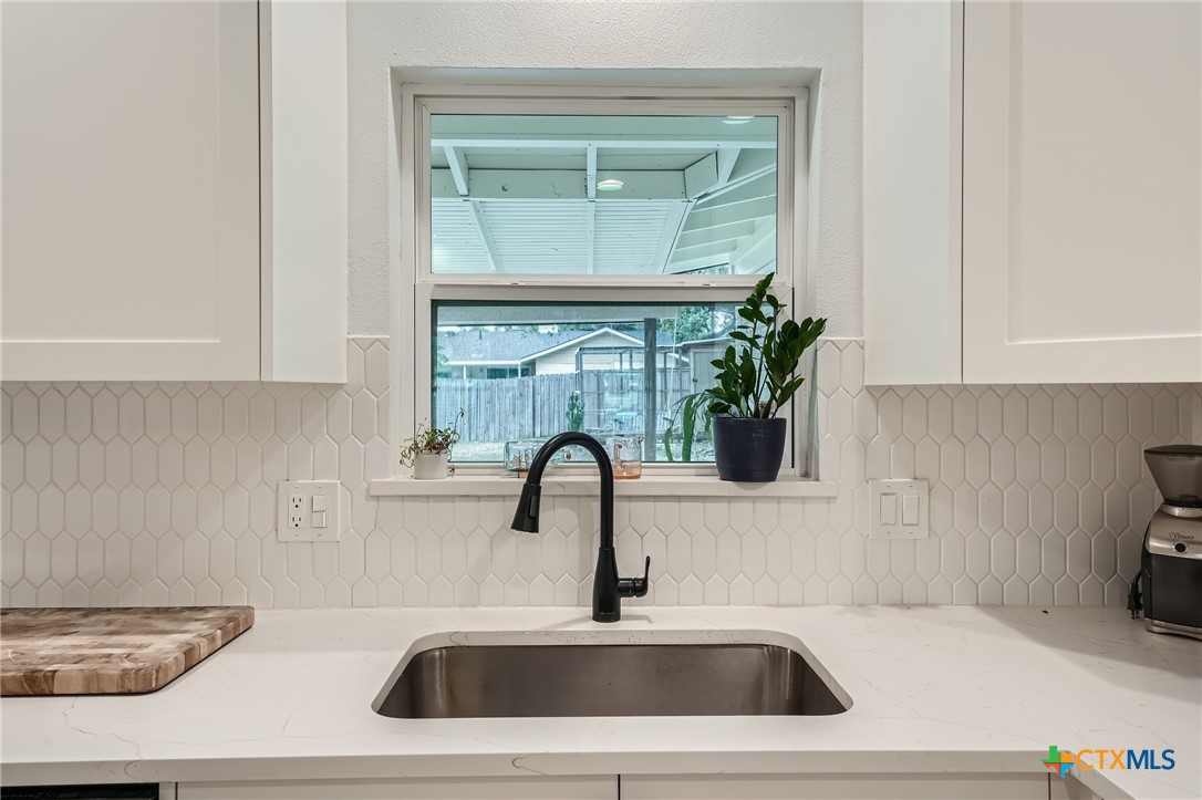 11903 North Oaks Dr Drive