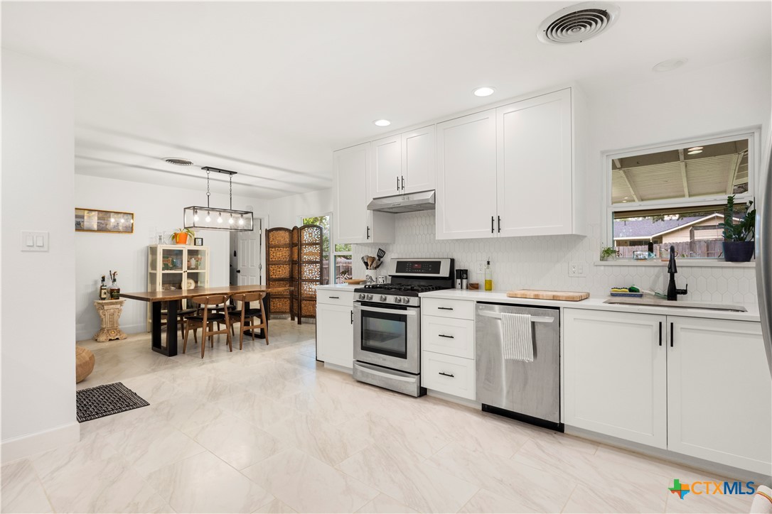 11903 North Oaks Dr Drive