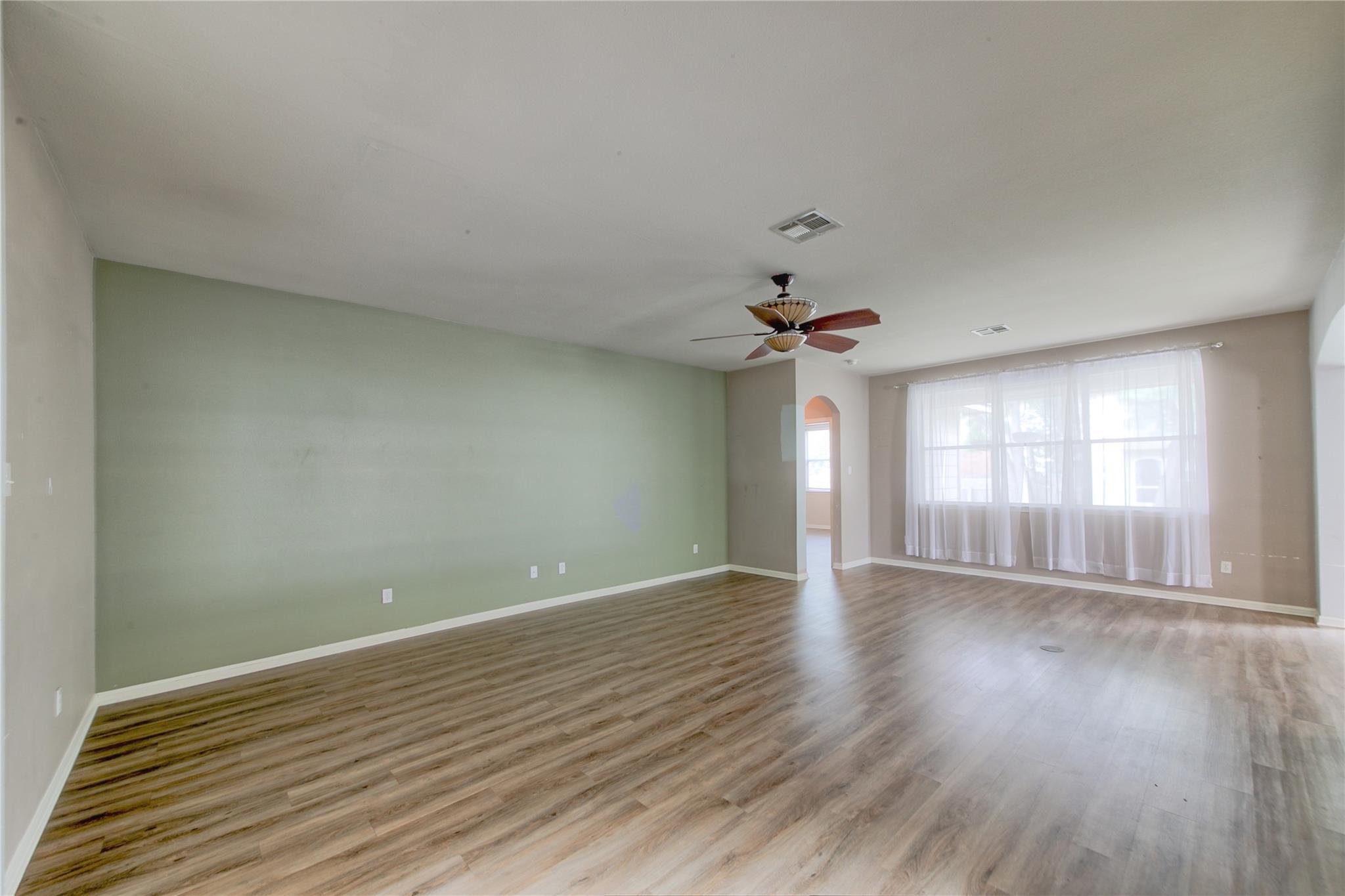 313 Olmos DR