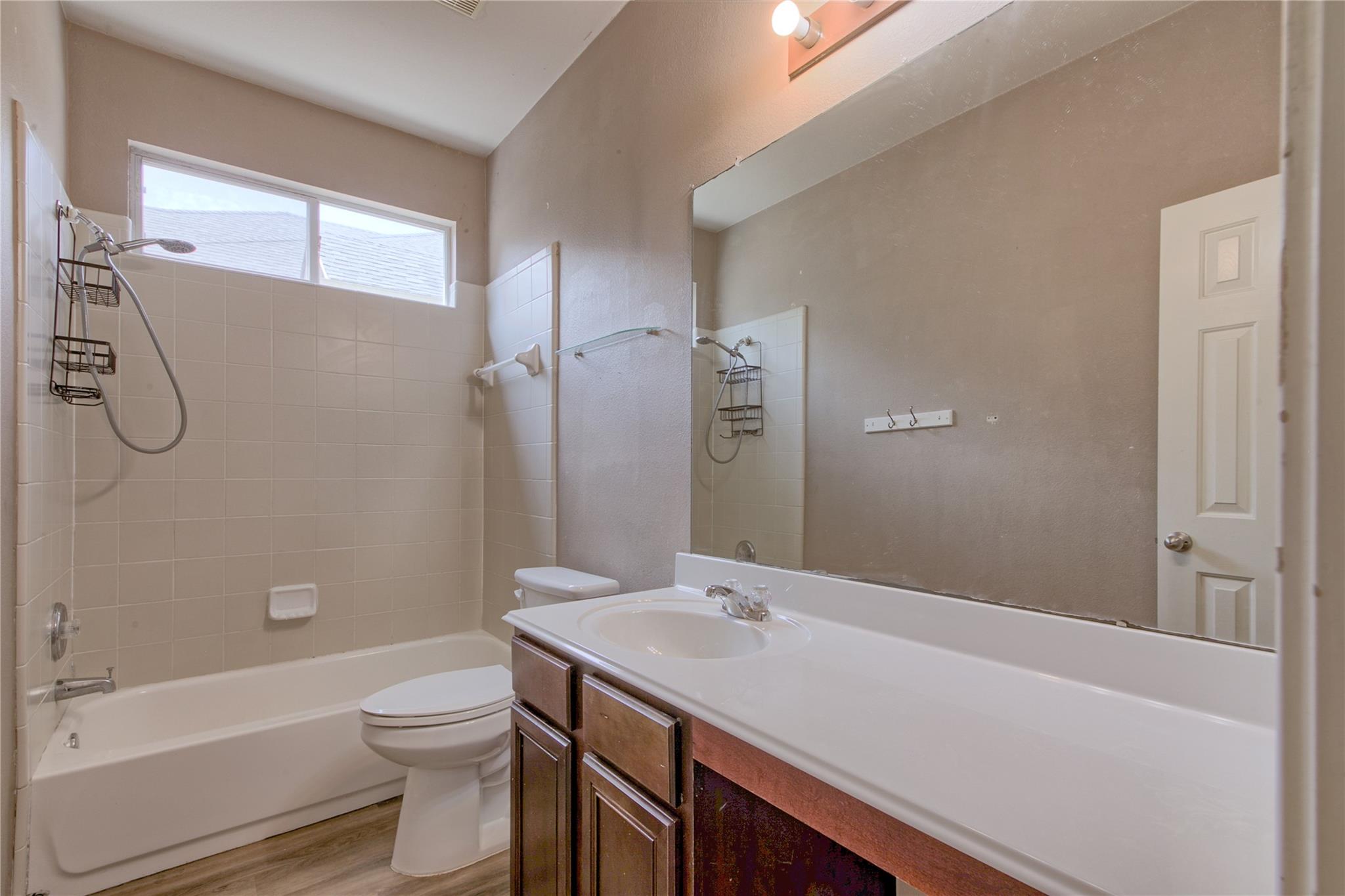 313 Olmos DR
