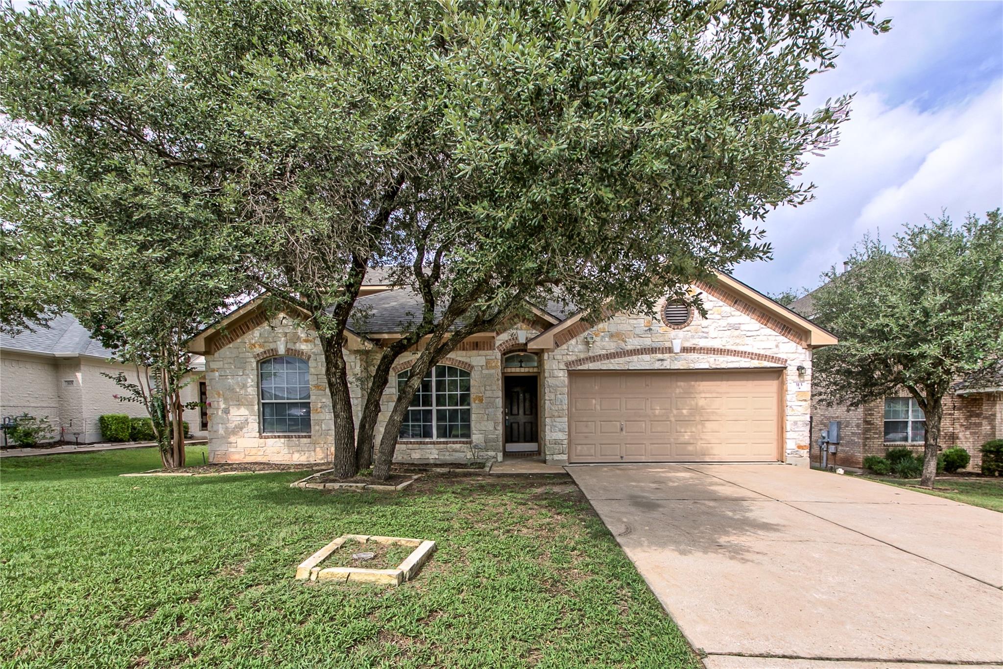 313 Olmos DR