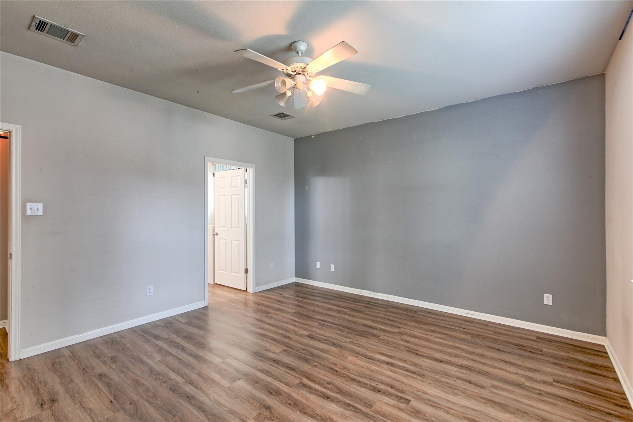 313 Olmos DR