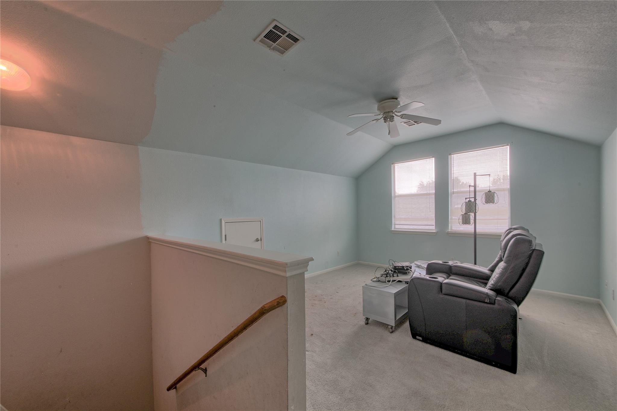 313 Olmos DR