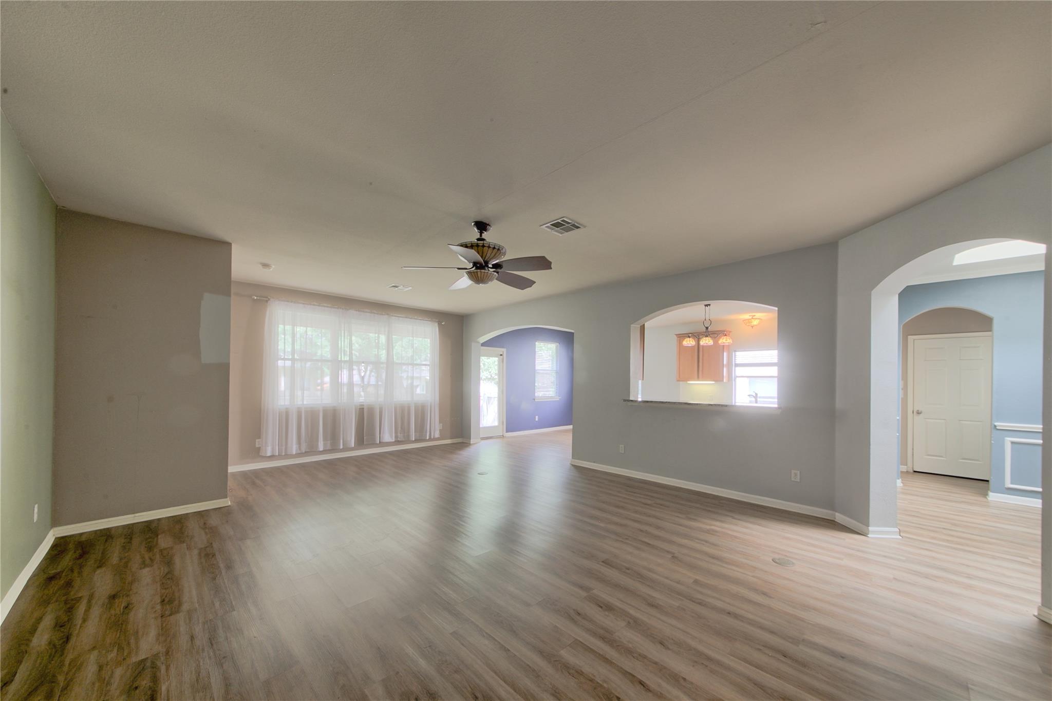 313 Olmos DR