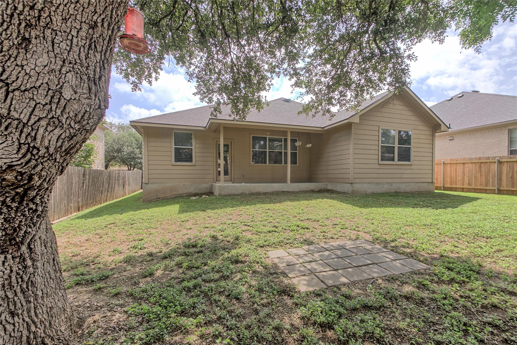 313 Olmos DR