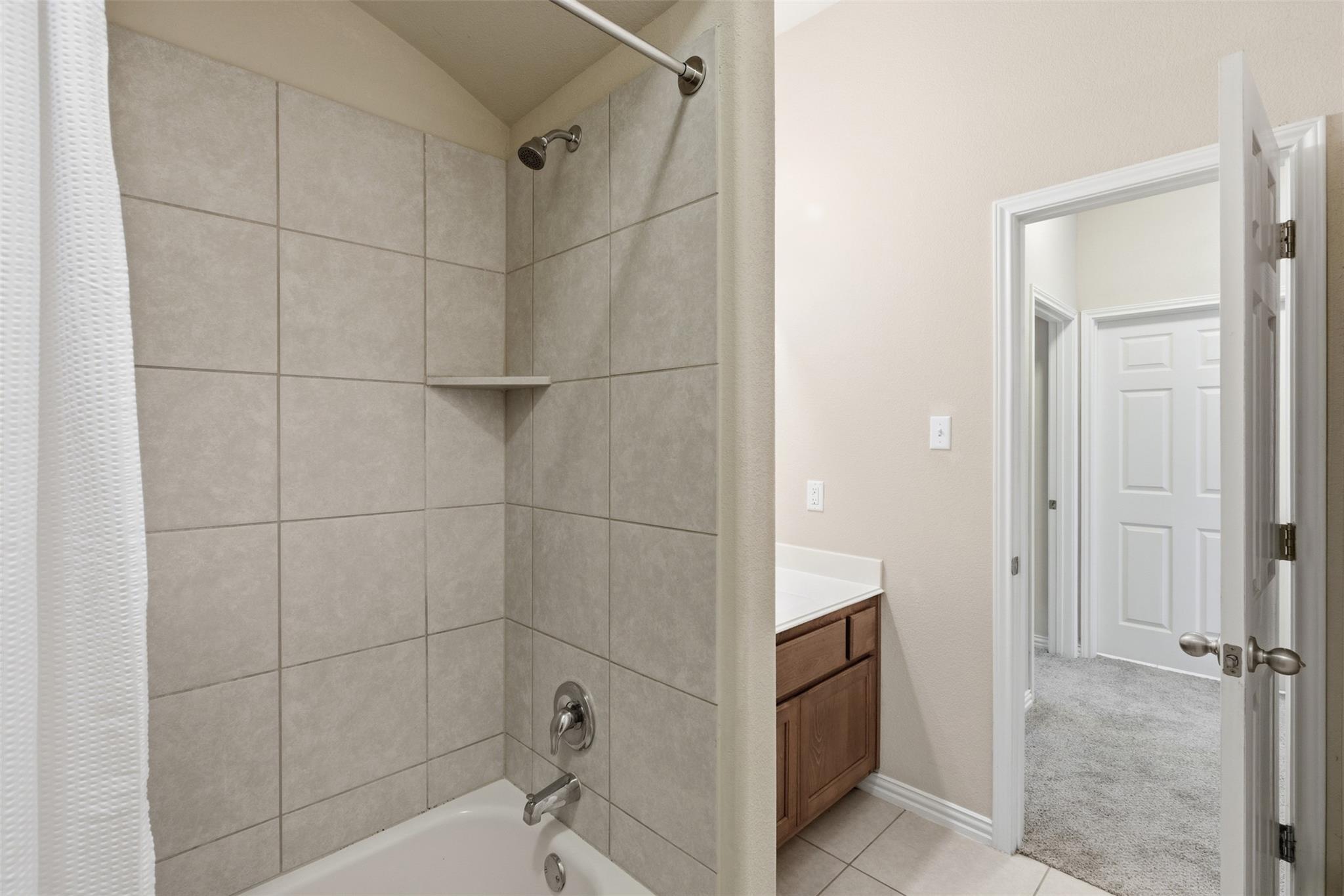 7909 Arbor Knoll CT, Lago Vista