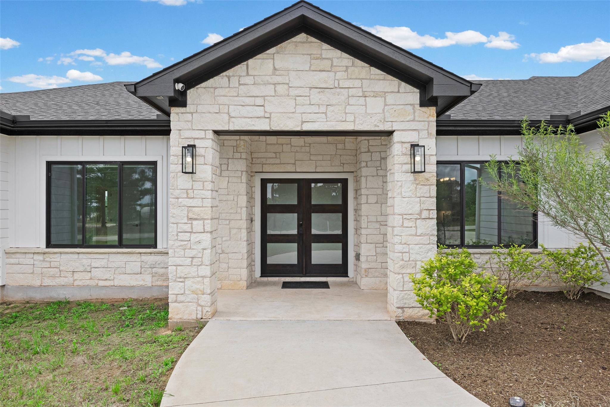 111 Tall Forest DR