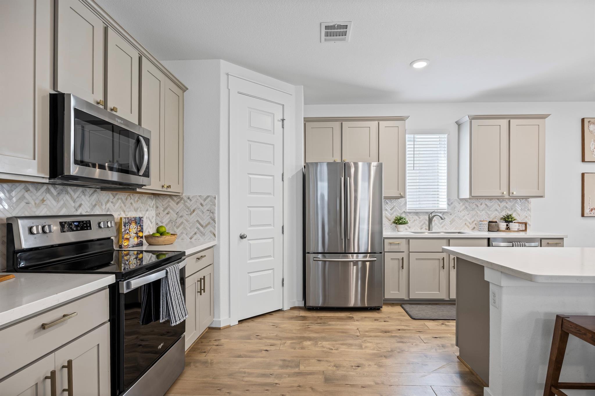 7908 Autumn Moor BND