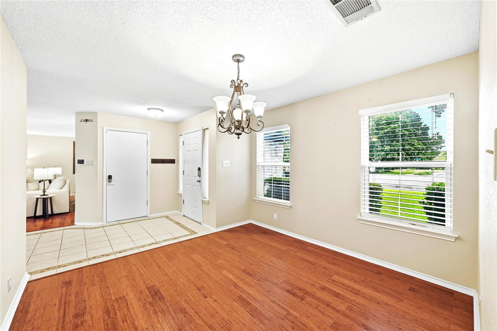 1103 Timber TRL