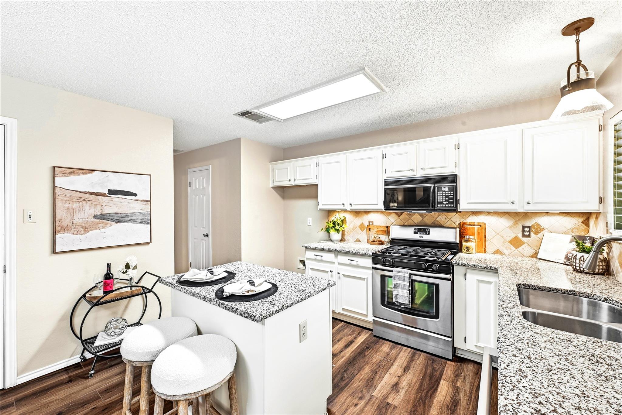 1103 Timber TRL