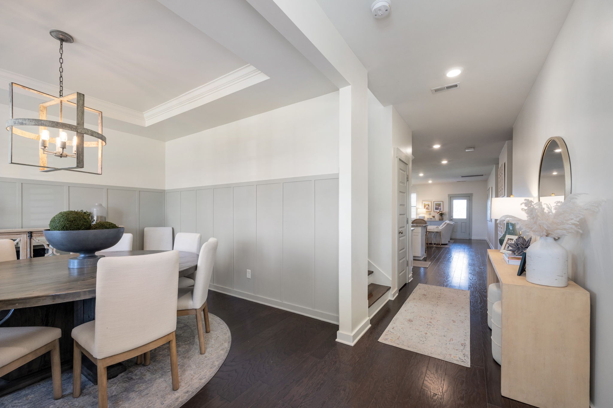 3367 Vinemont Dr