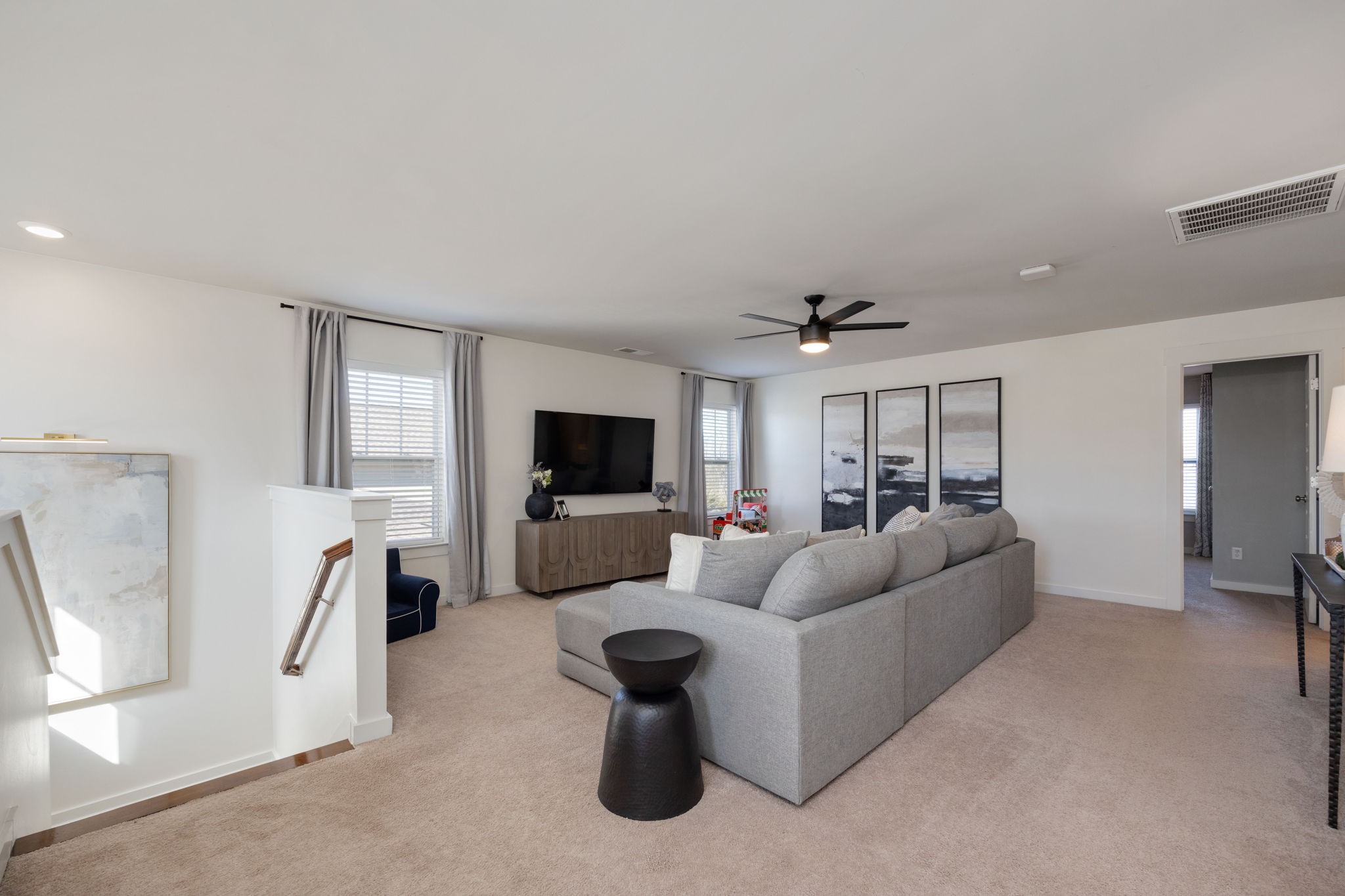 3367 Vinemont Dr