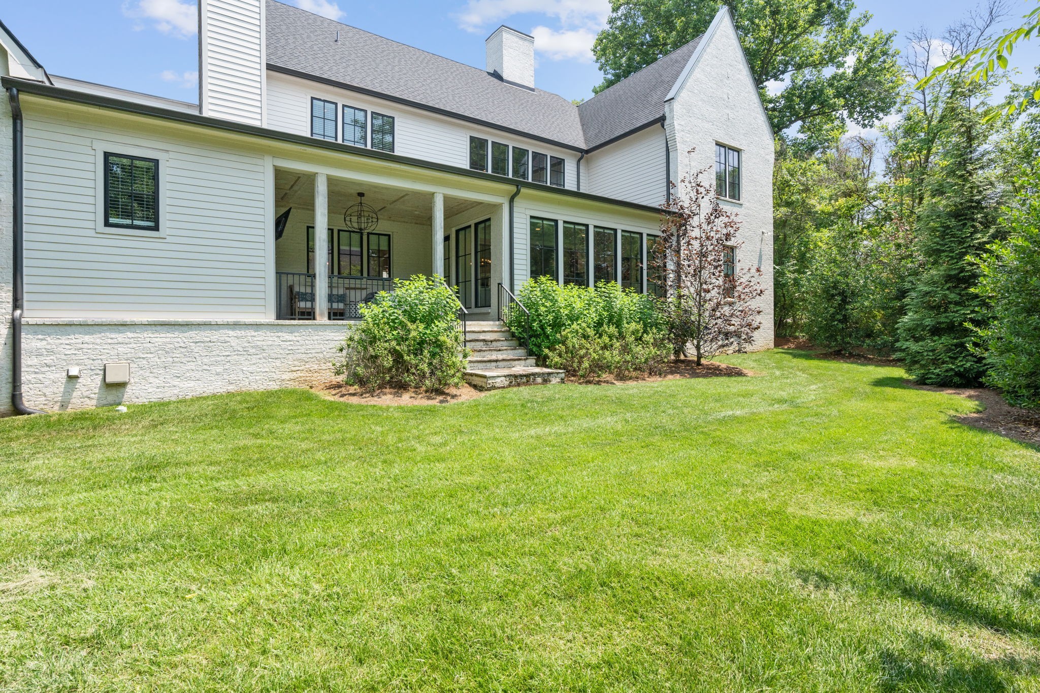 3903 Estes Rd