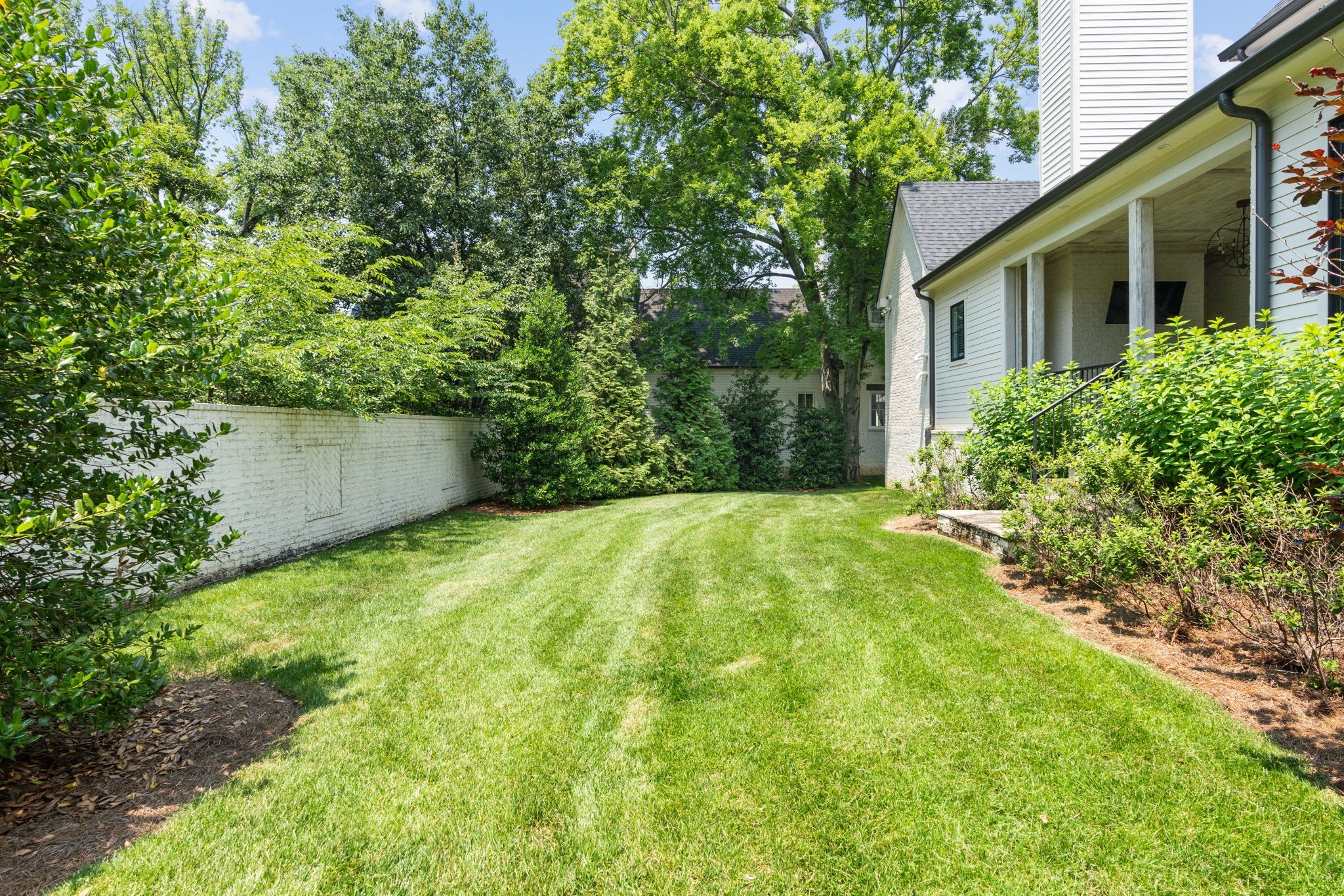 3903 Estes Rd