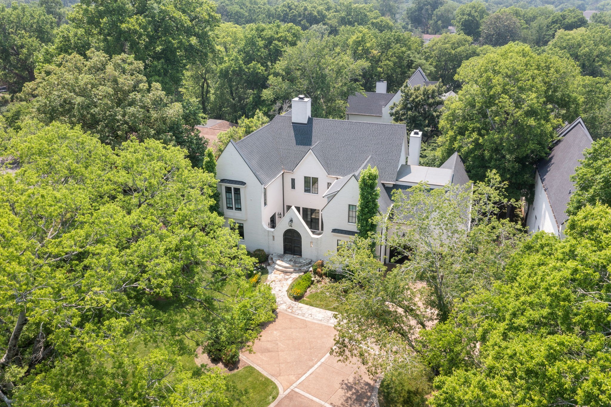 3903 Estes Rd