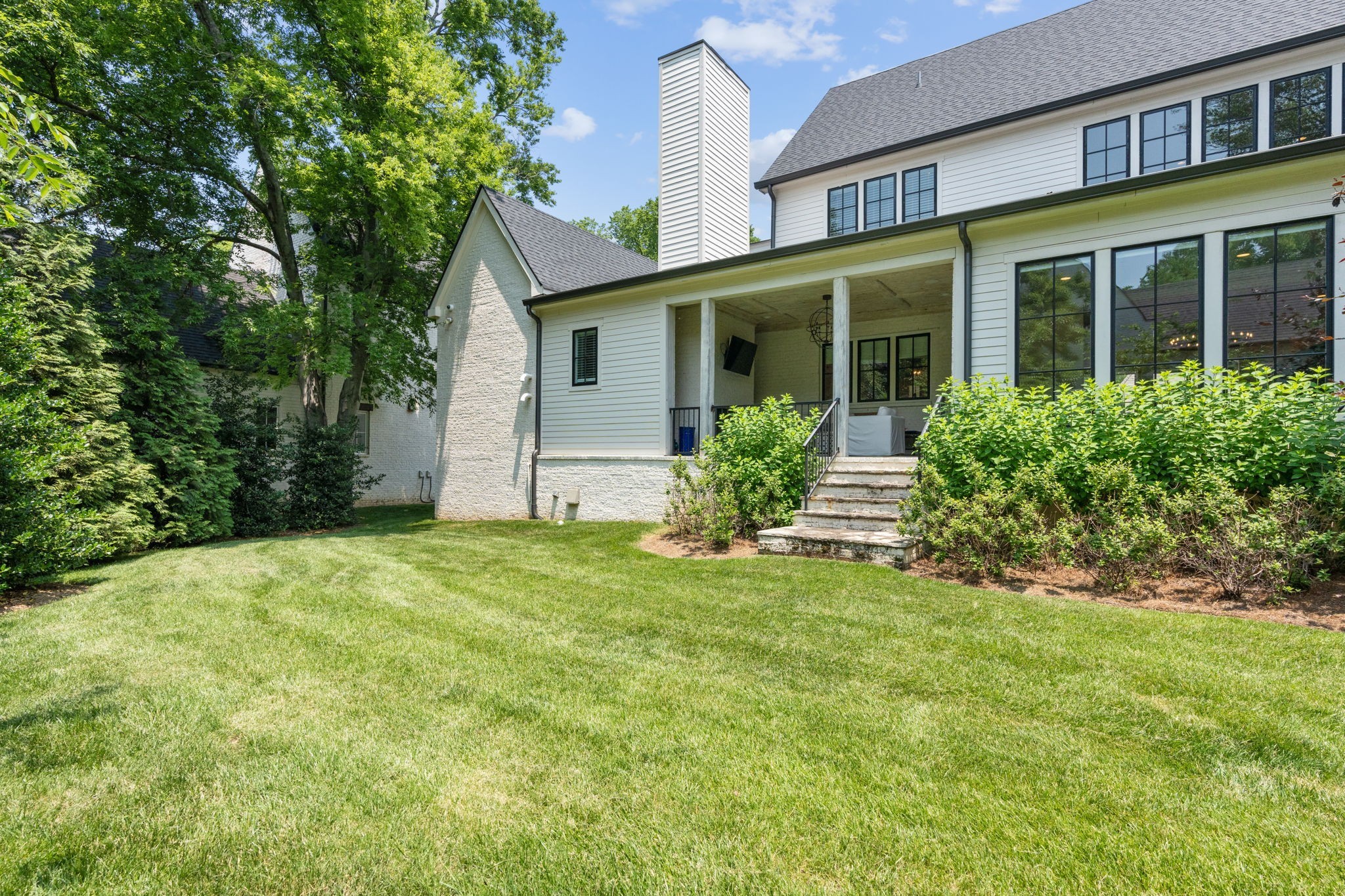 3903 Estes Rd