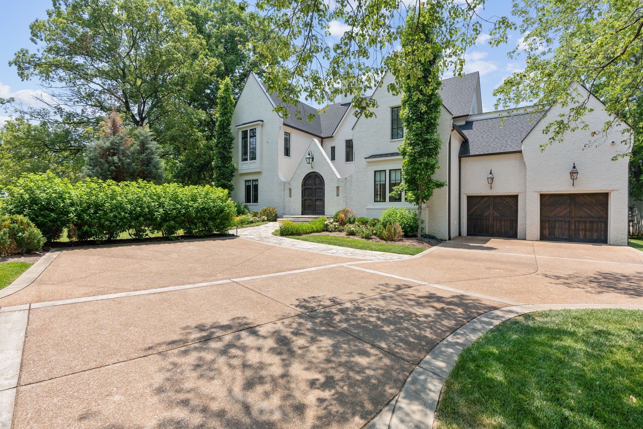 3903 Estes Rd