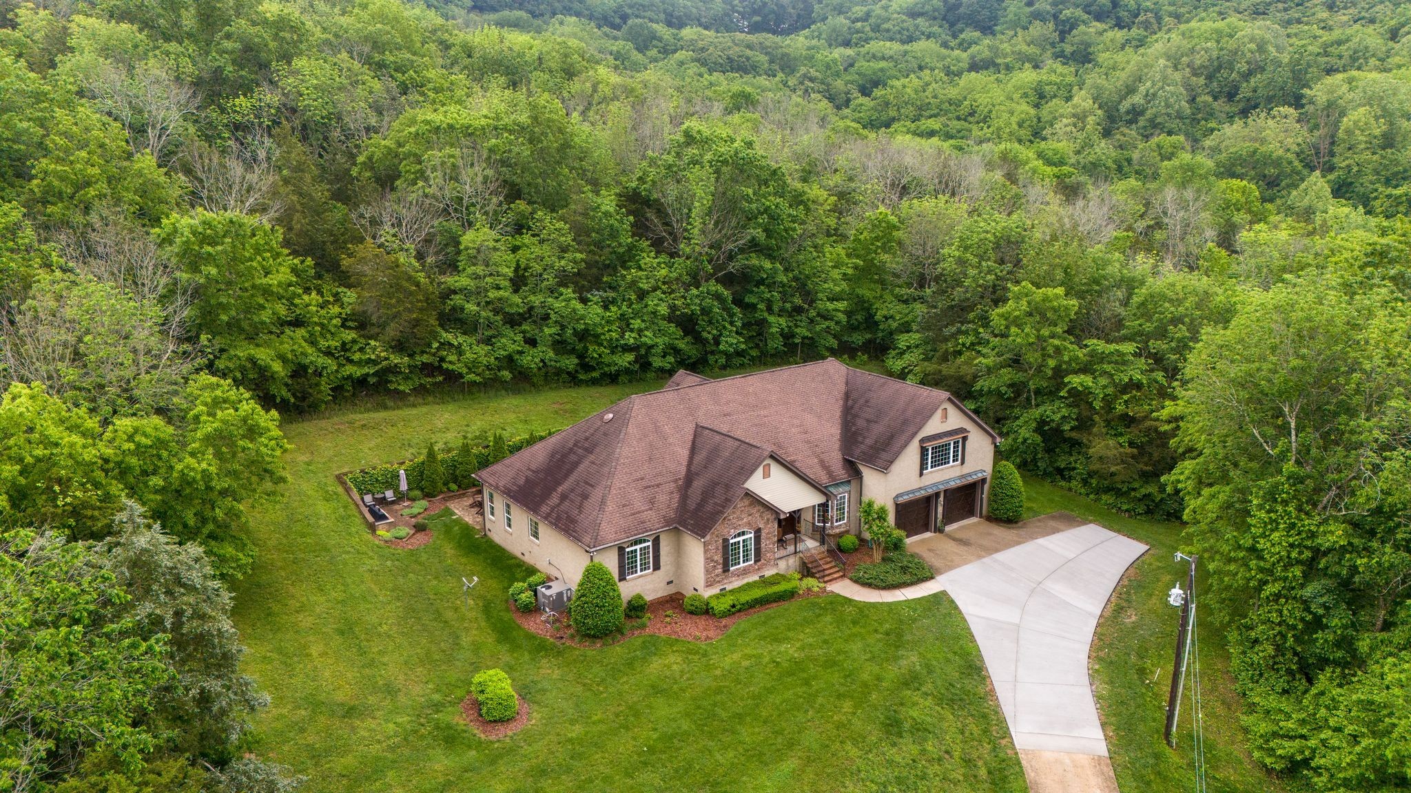 1764 Warren Hollow Rd