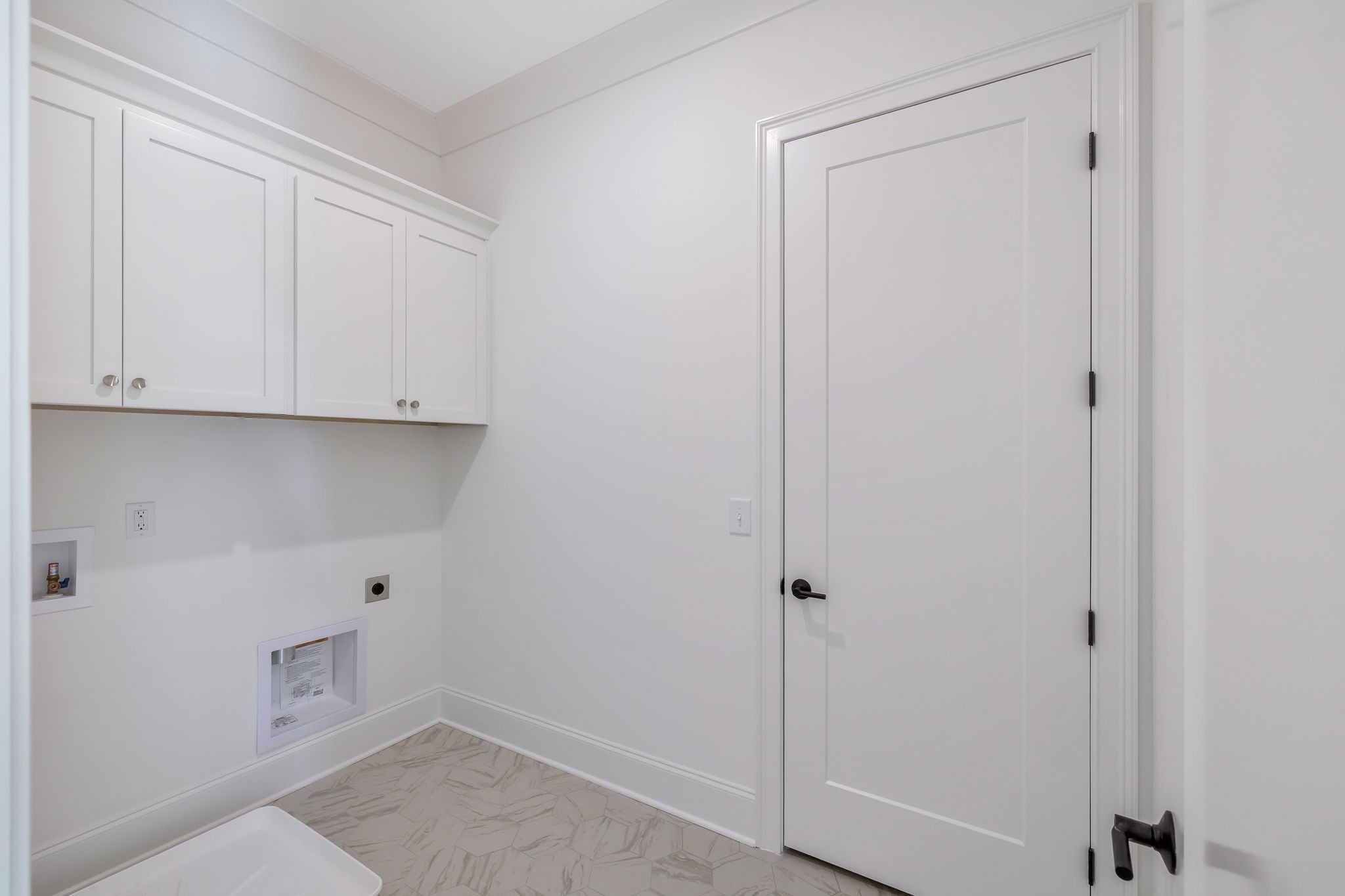 6037 Whitman Road Unit: 203