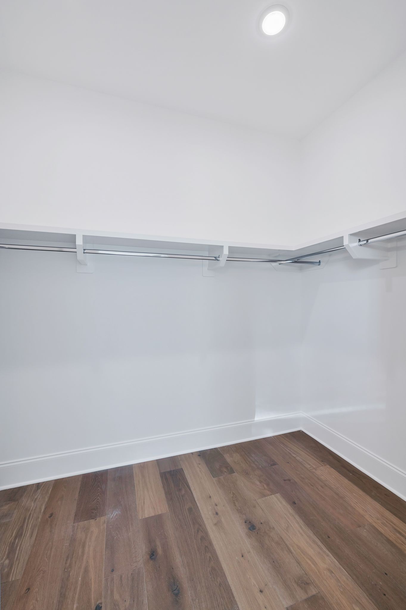 6037 Whitman Road Unit: 203