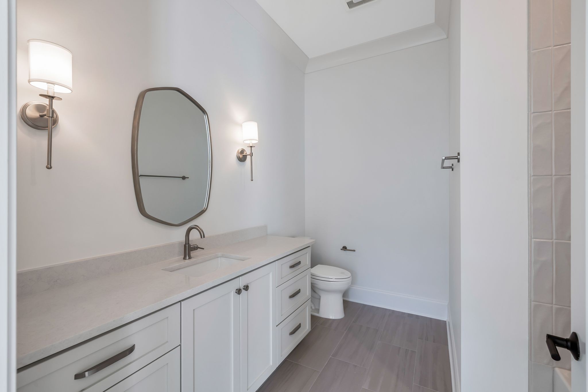 6037 Whitman Road Unit: 203