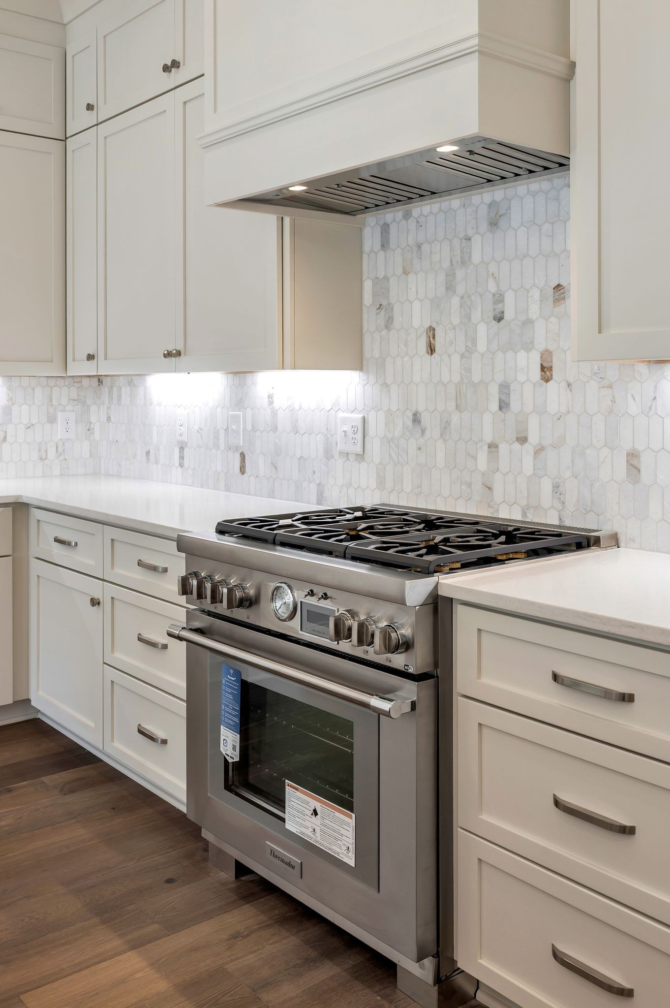 6037 Whitman Road Unit: 203