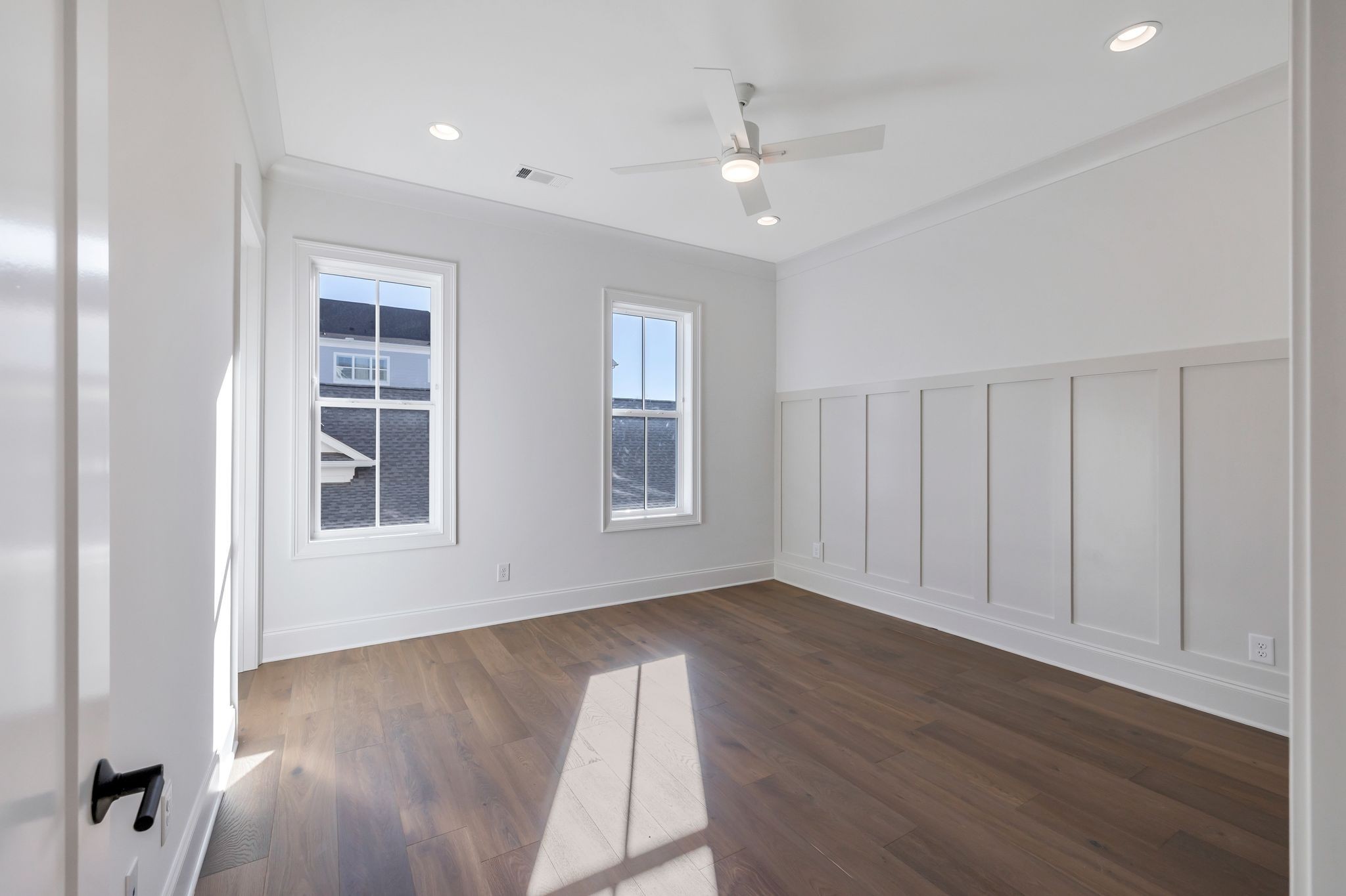 6037 Whitman Road Unit: 203