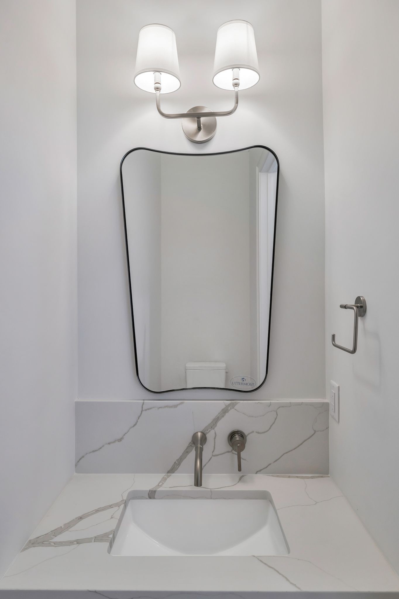 6037 Whitman Road Unit: 203
