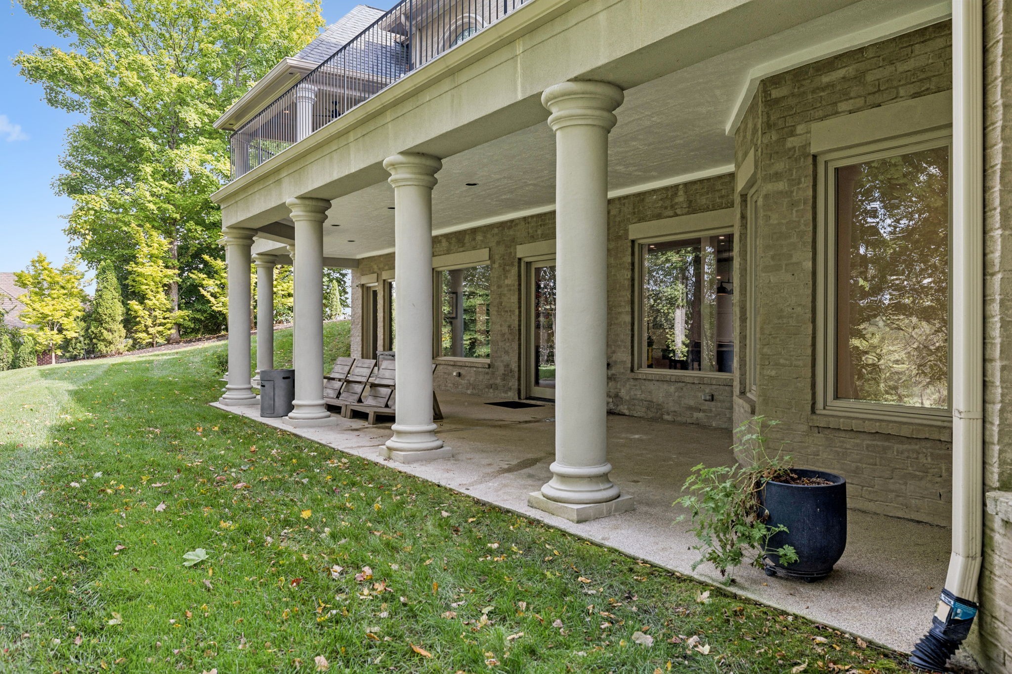 5 Colonel Winstead Dr