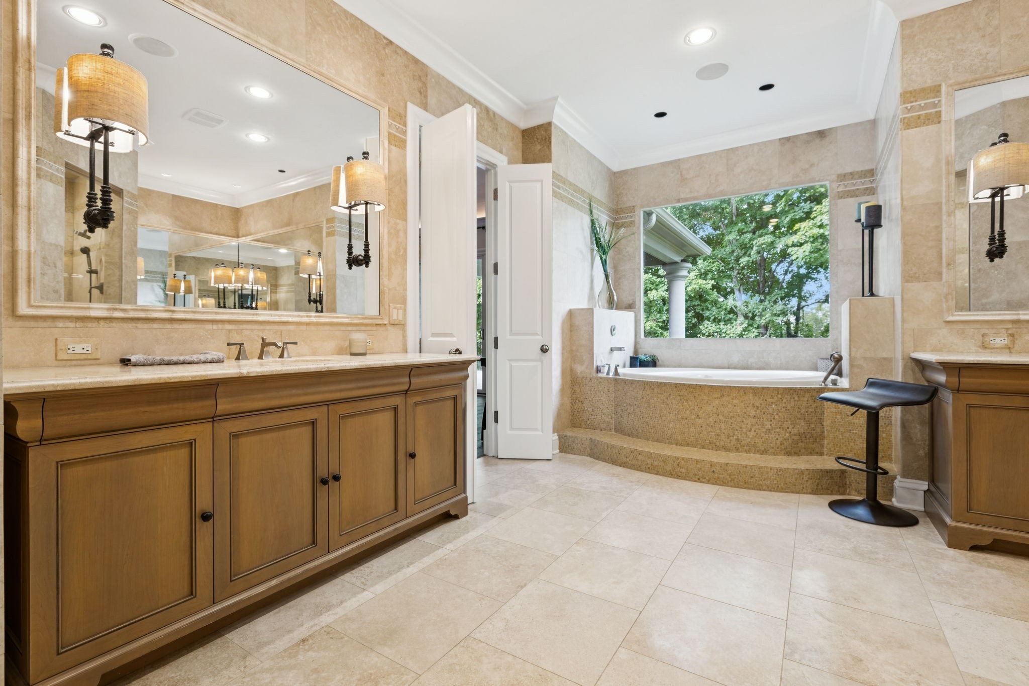 5 Colonel Winstead Dr