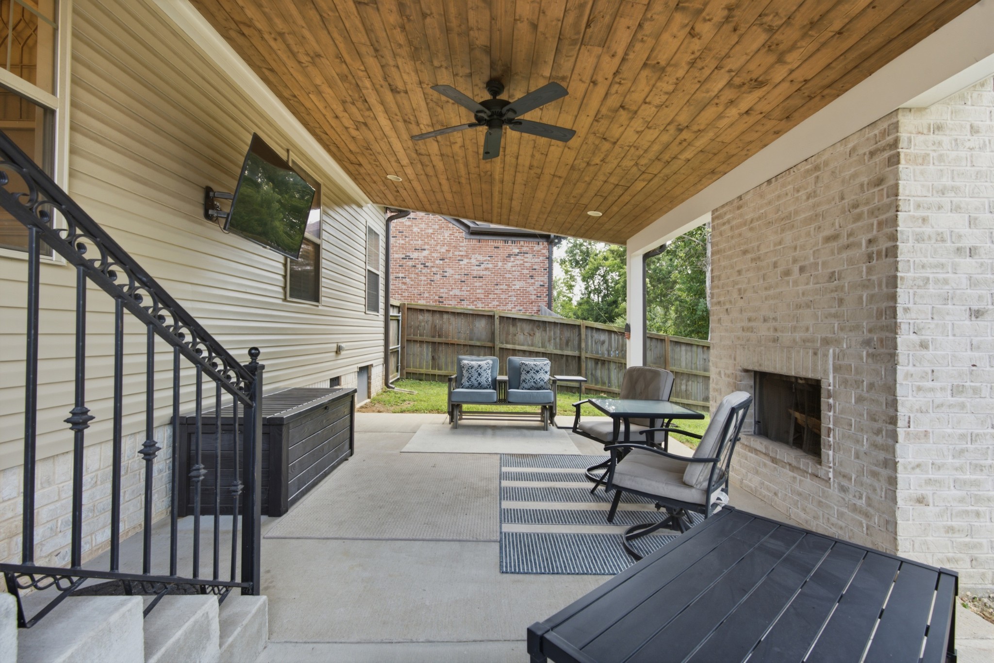 844 Bloomdale Trce