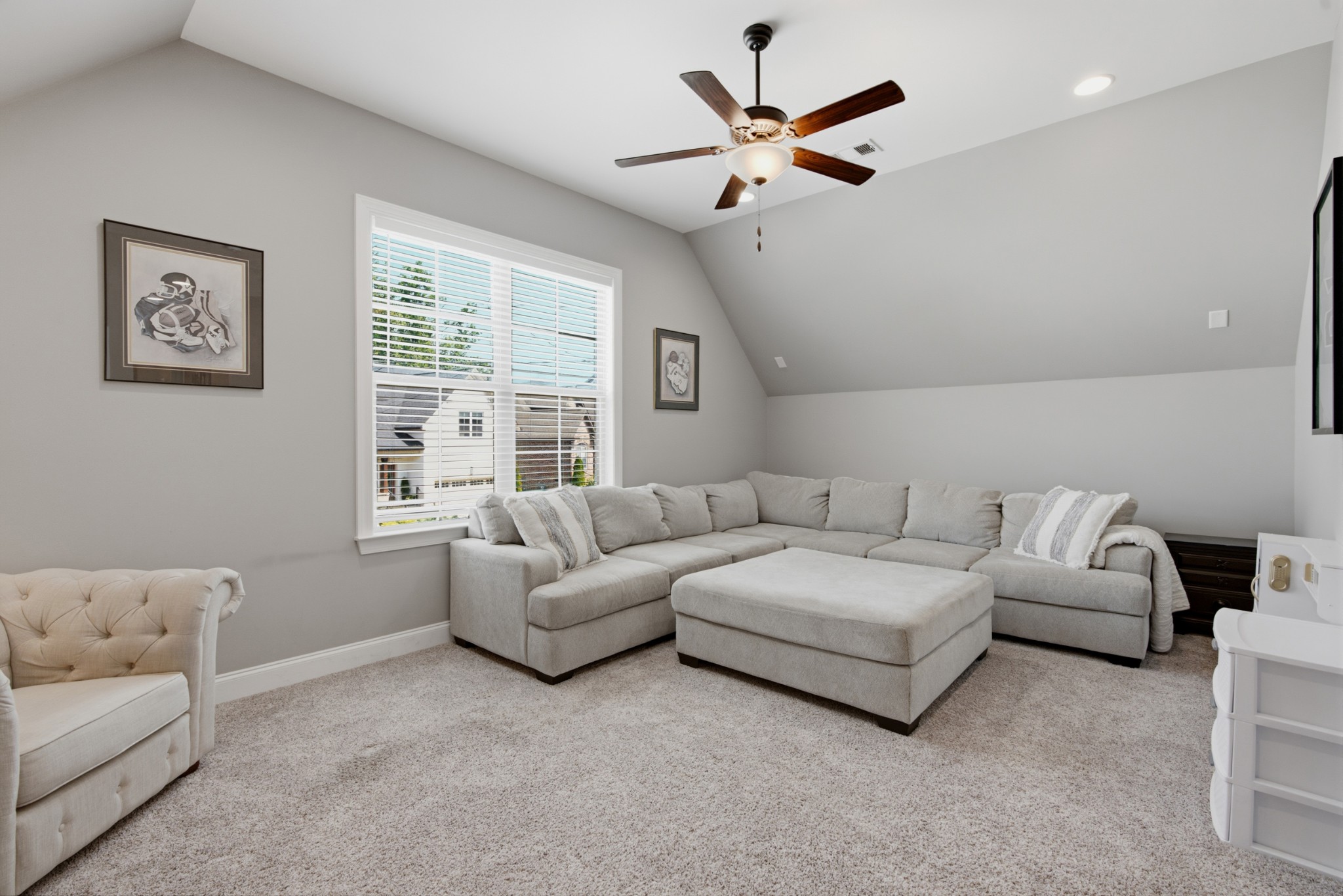 844 Bloomdale Trce